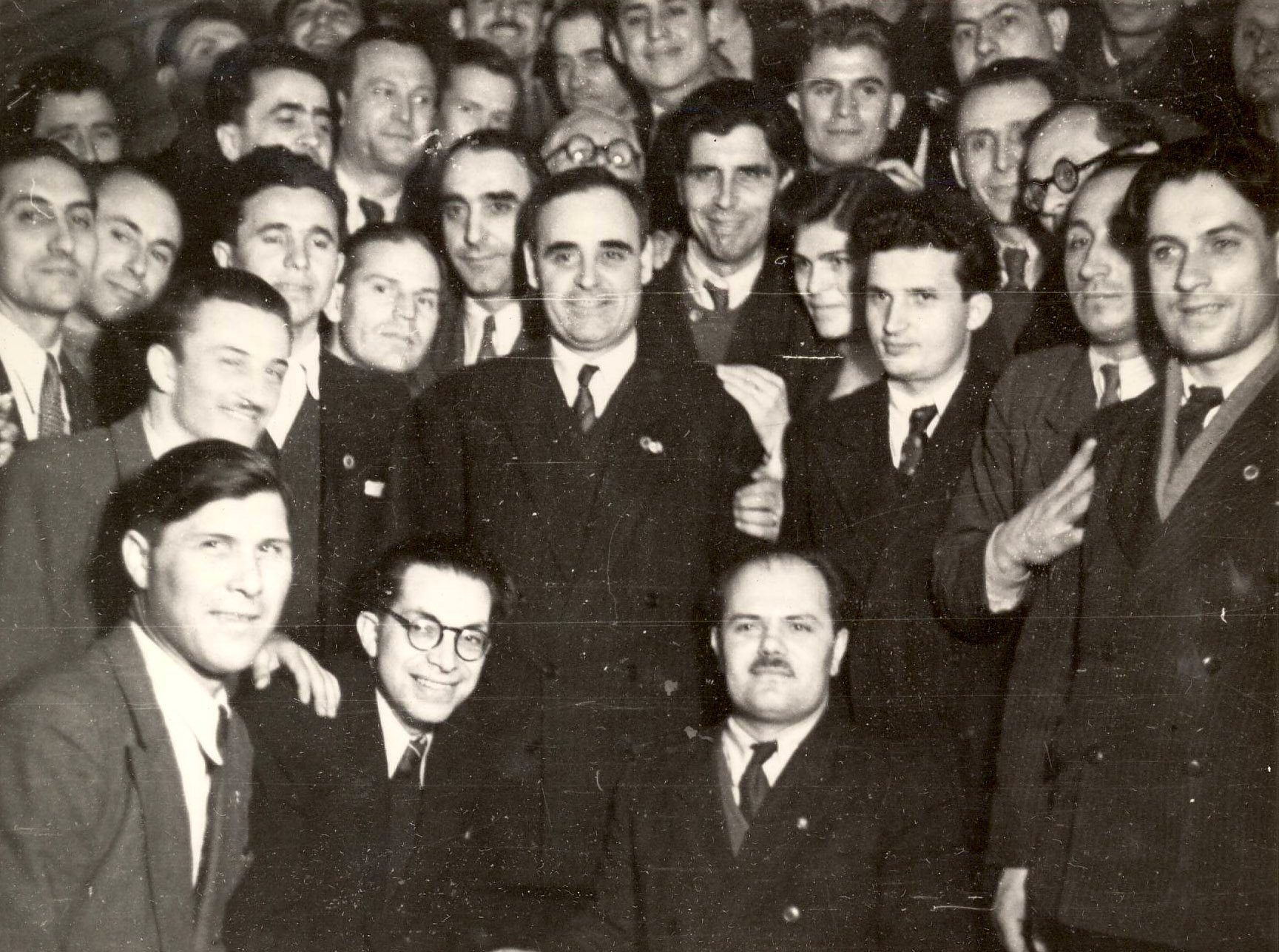 Nicolae Ceausescu wśród zwolenników. Sondaż w Rumunii o dyktaturze.