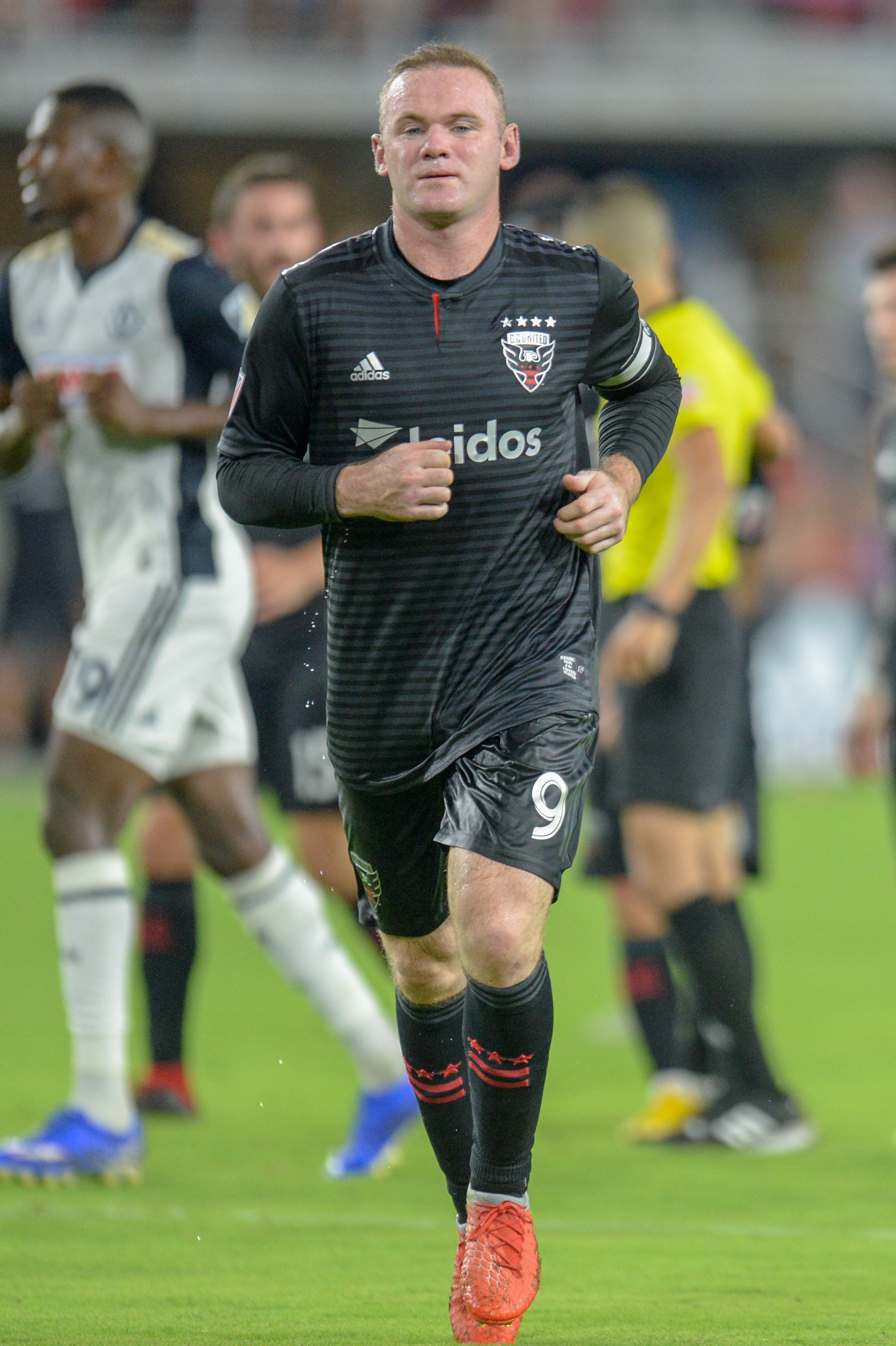 Wayne Rooney w koszulce D.C. United z numerem 9 podczas meczu.