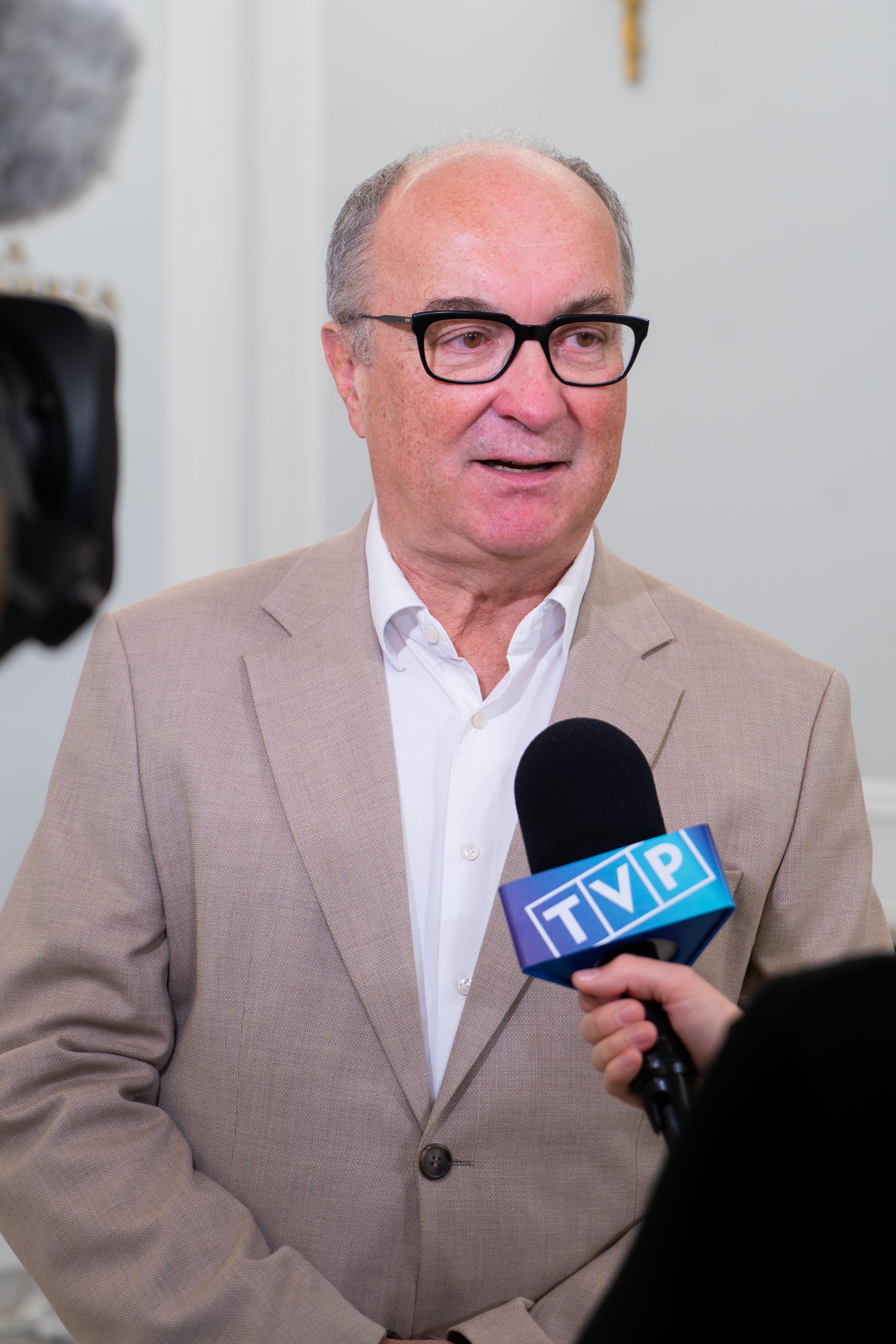 Włodzimierz Czarzasty udziela wywiadu dla TVP na temat sytuacji w koalicji rządzącej.
