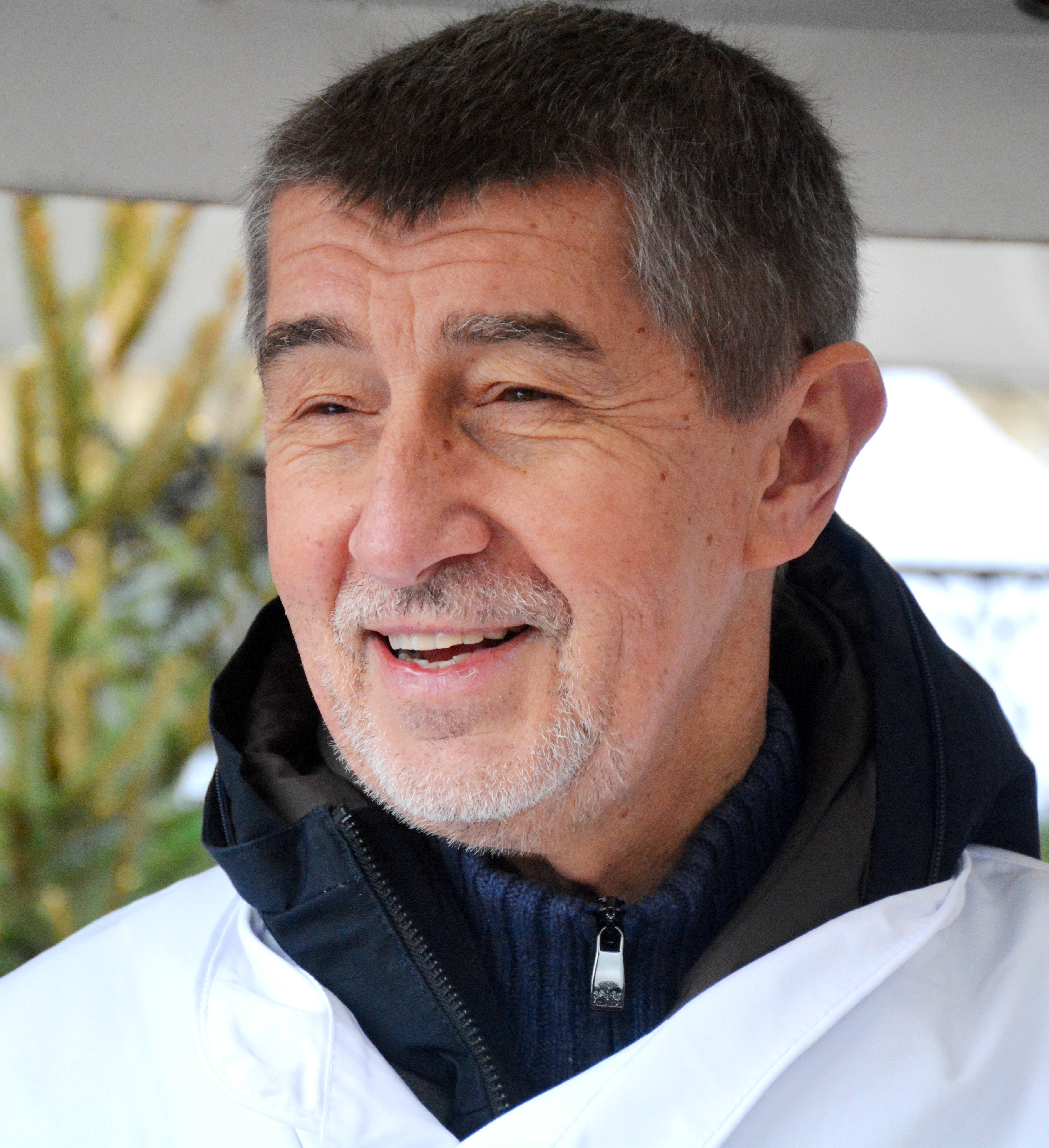 Andrej Babiš, były premier Czech, podczas wiecu wyborczego, na którym doszło do ataku.