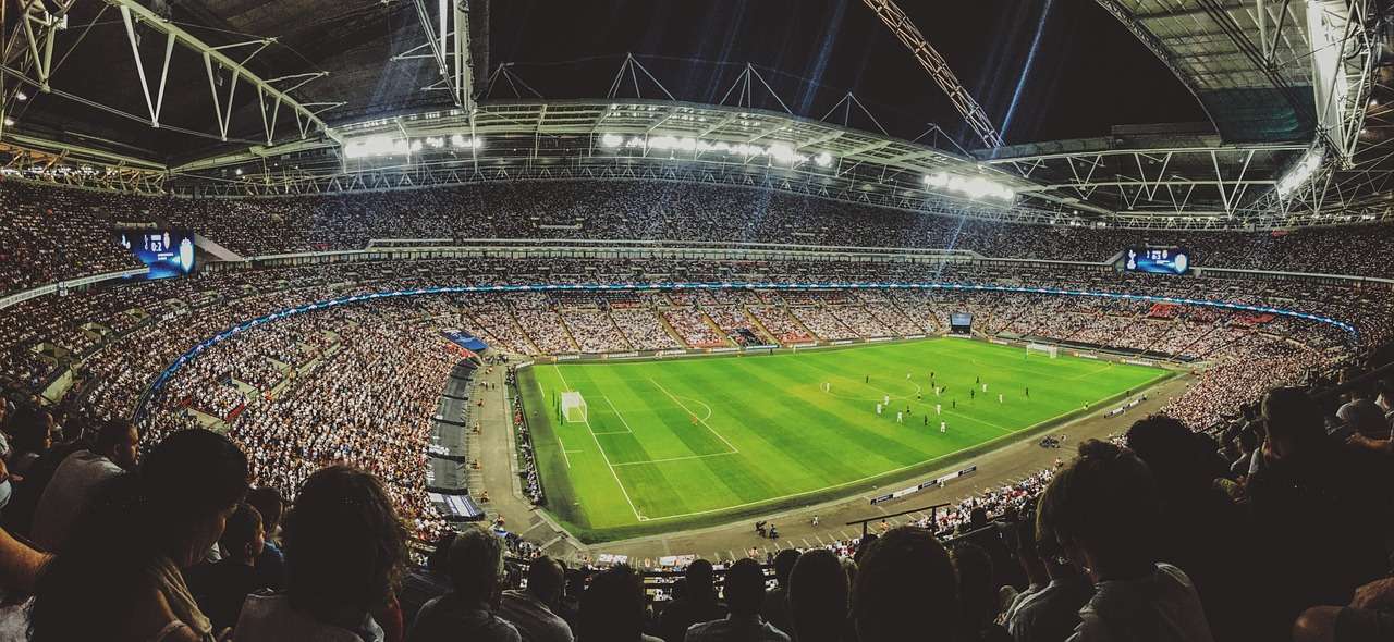 Stadion Śląski wypełniony kibicami podczas meczu Polska - Nowa Zelandia.