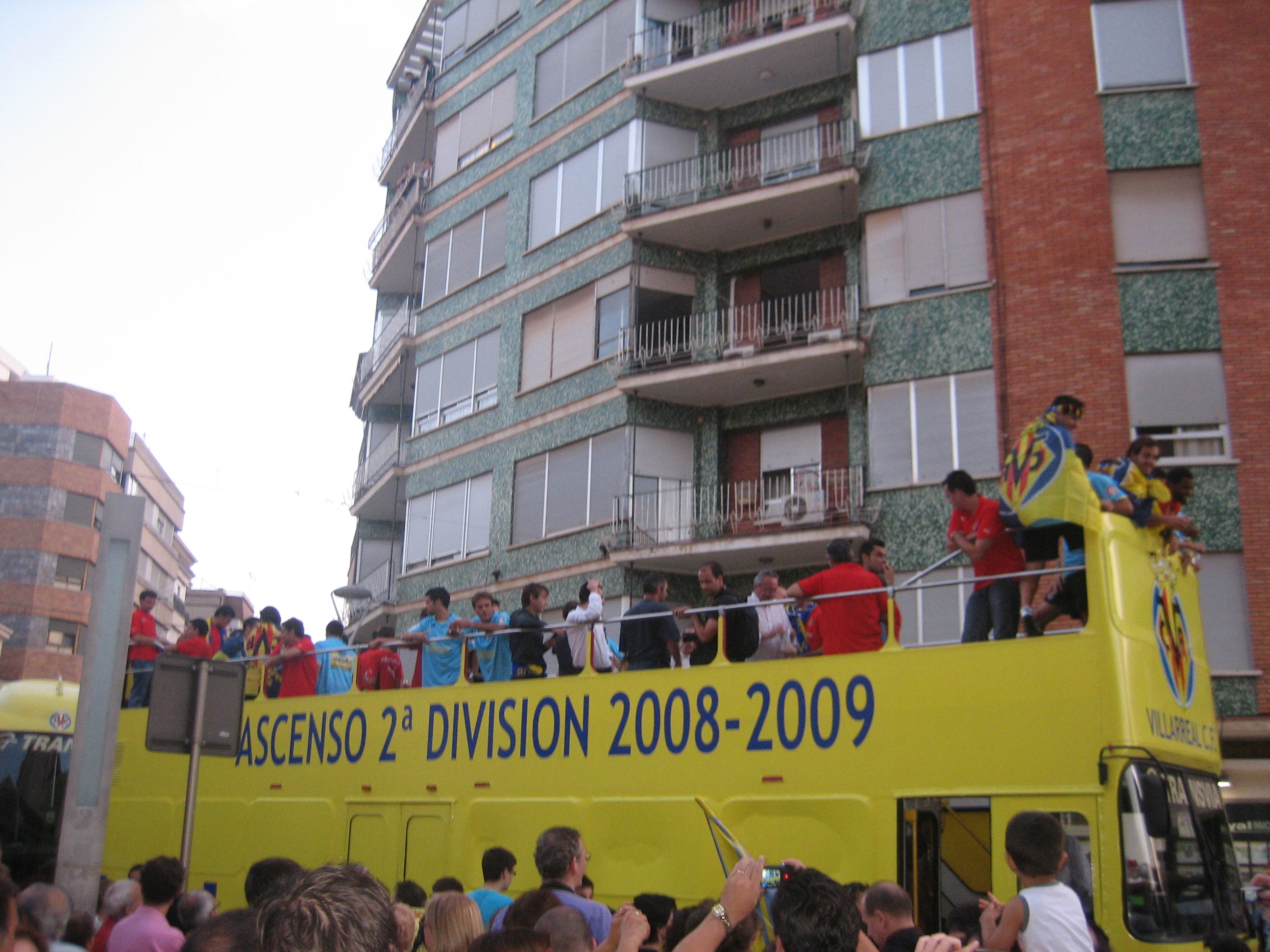 Villarreal: Czy Żółta Łódź Podwodna Zatopili Gigantów w Nowej Erze Ligi Mistrzów?