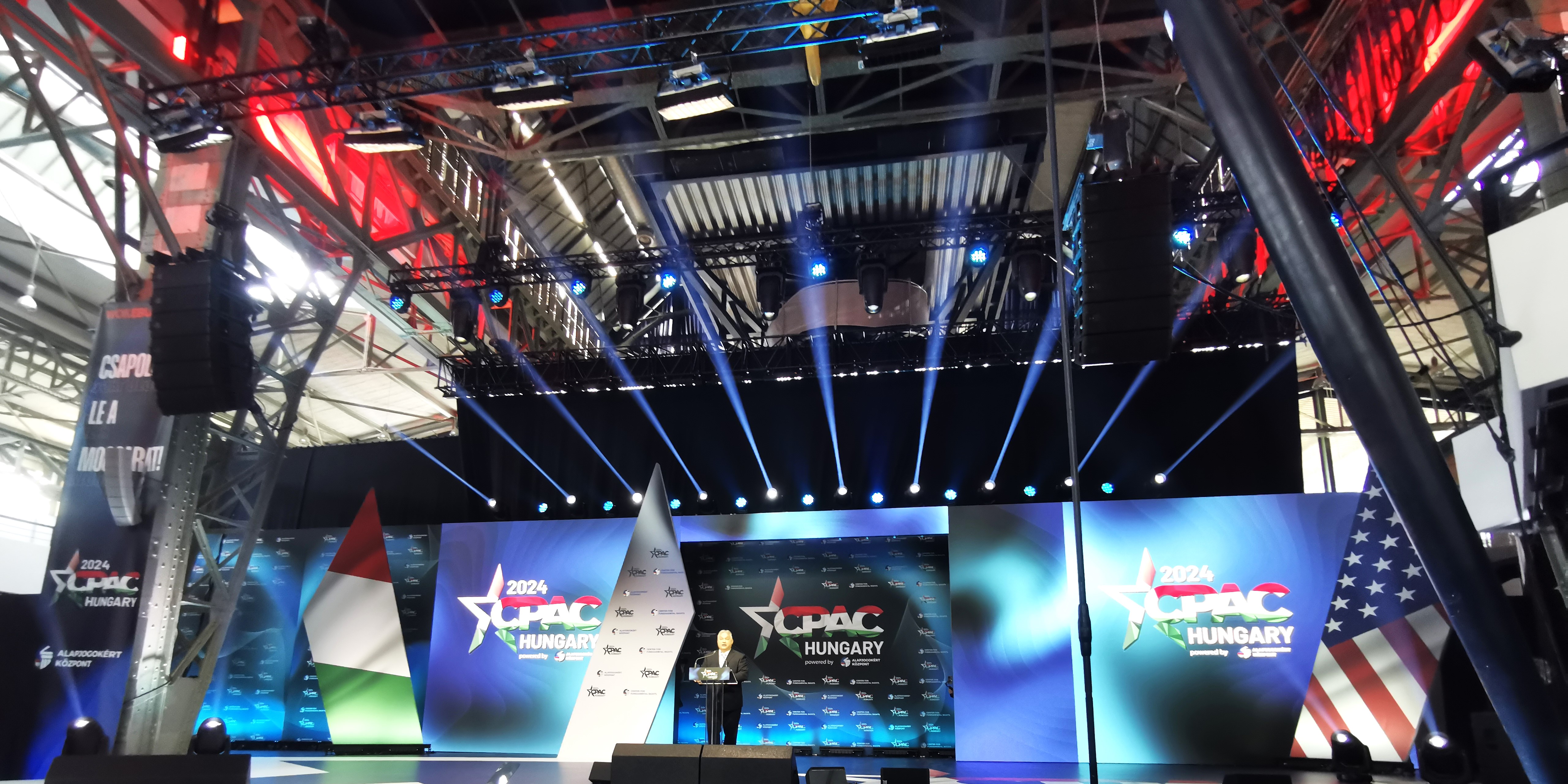 Viktor Orbán i Marsz Pokoju: Jak historia Węgier staje się narzędziem w walce z Brukselą