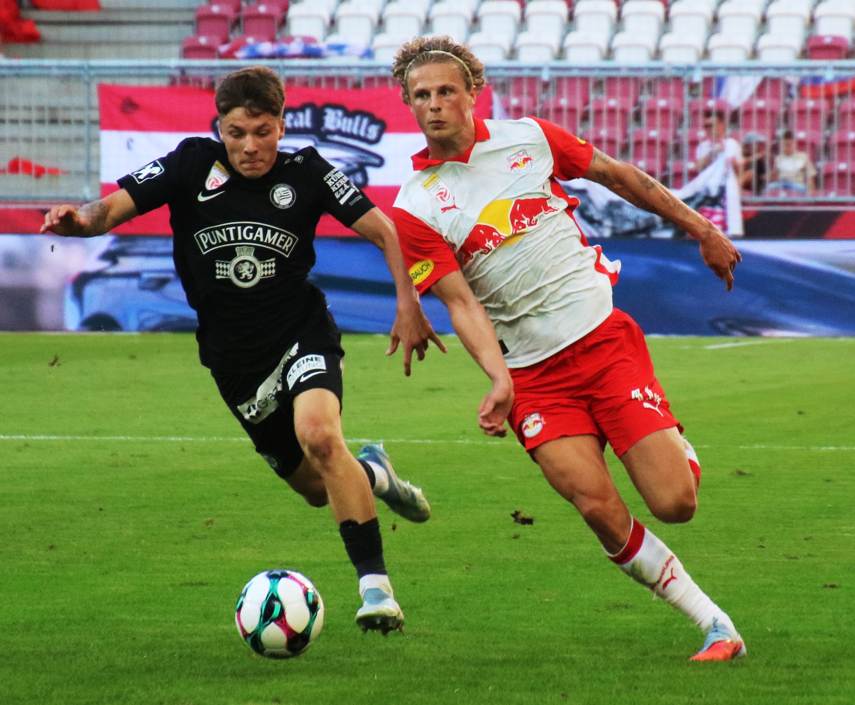 Pierwszy gol Polaka to za mało! Dramat Sturmu Graz i błysk geniuszu Filipa Rózgi