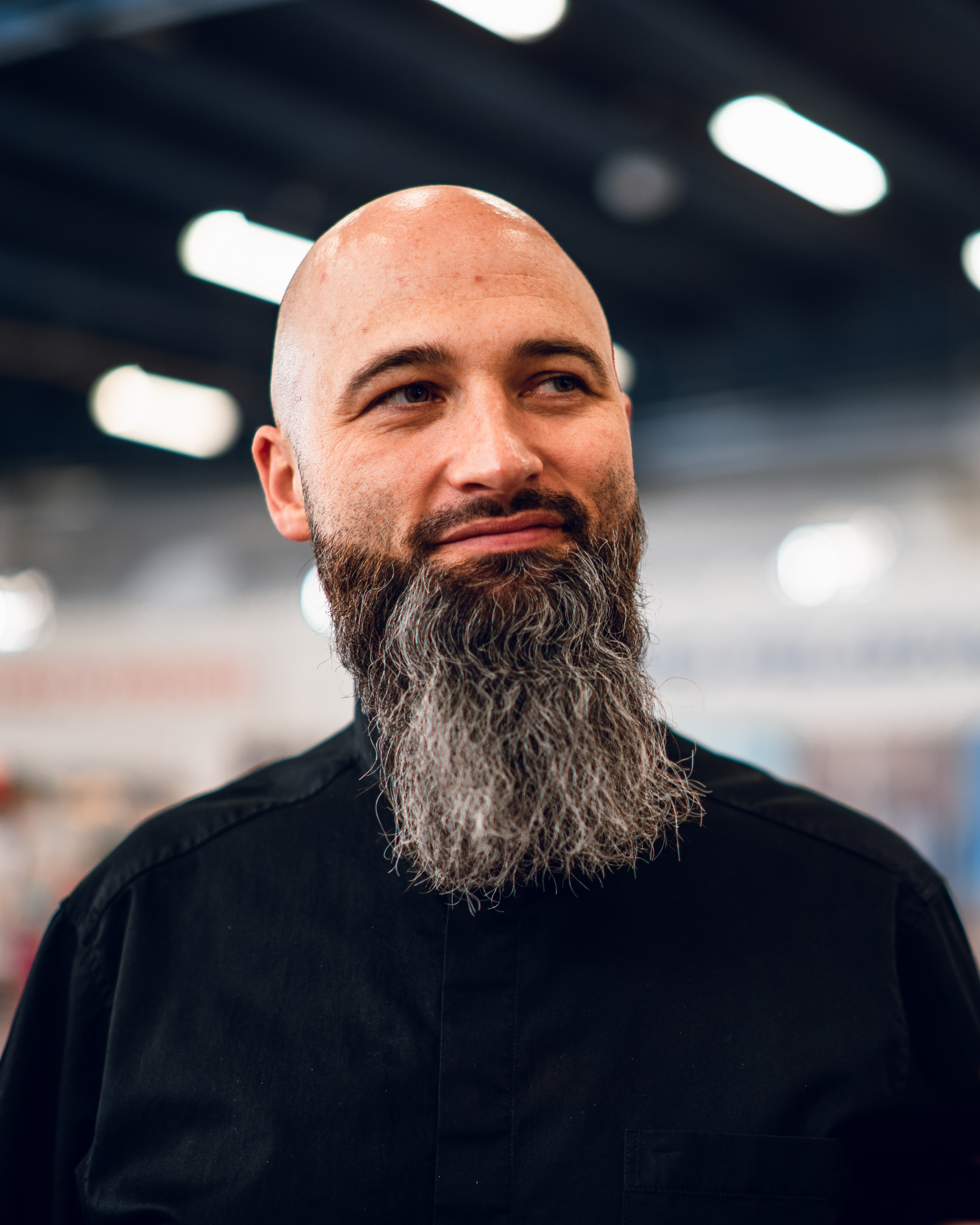 Ks. Michał Olszewski i afera Funduszu Sprawiedliwości: Analiza kulis sprawy, która wstrząsnęła Polską