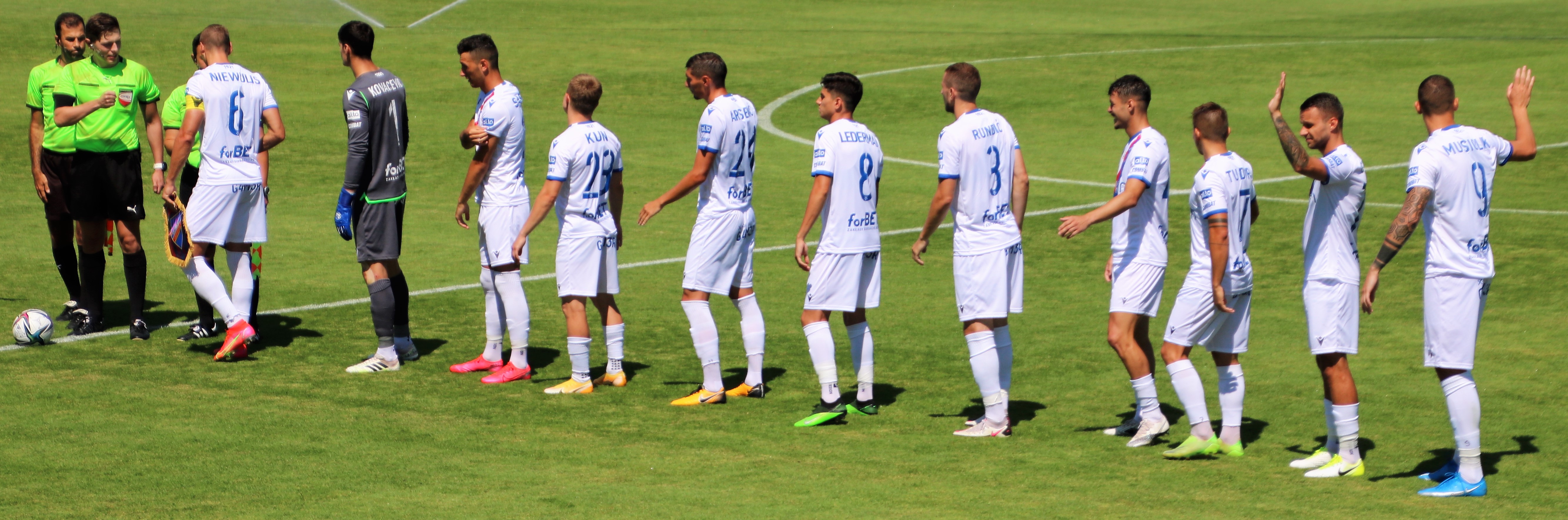 Ból, który wstrząsnął mistrzem. Dramat kapitana Rakowa i koszmar trenera Papszuna