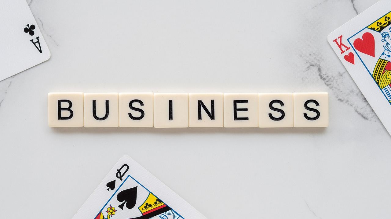 Duży pożar warsztatu jako studium przypadku: Analiza ryzyka i kosztów dla przedsiębiorcy