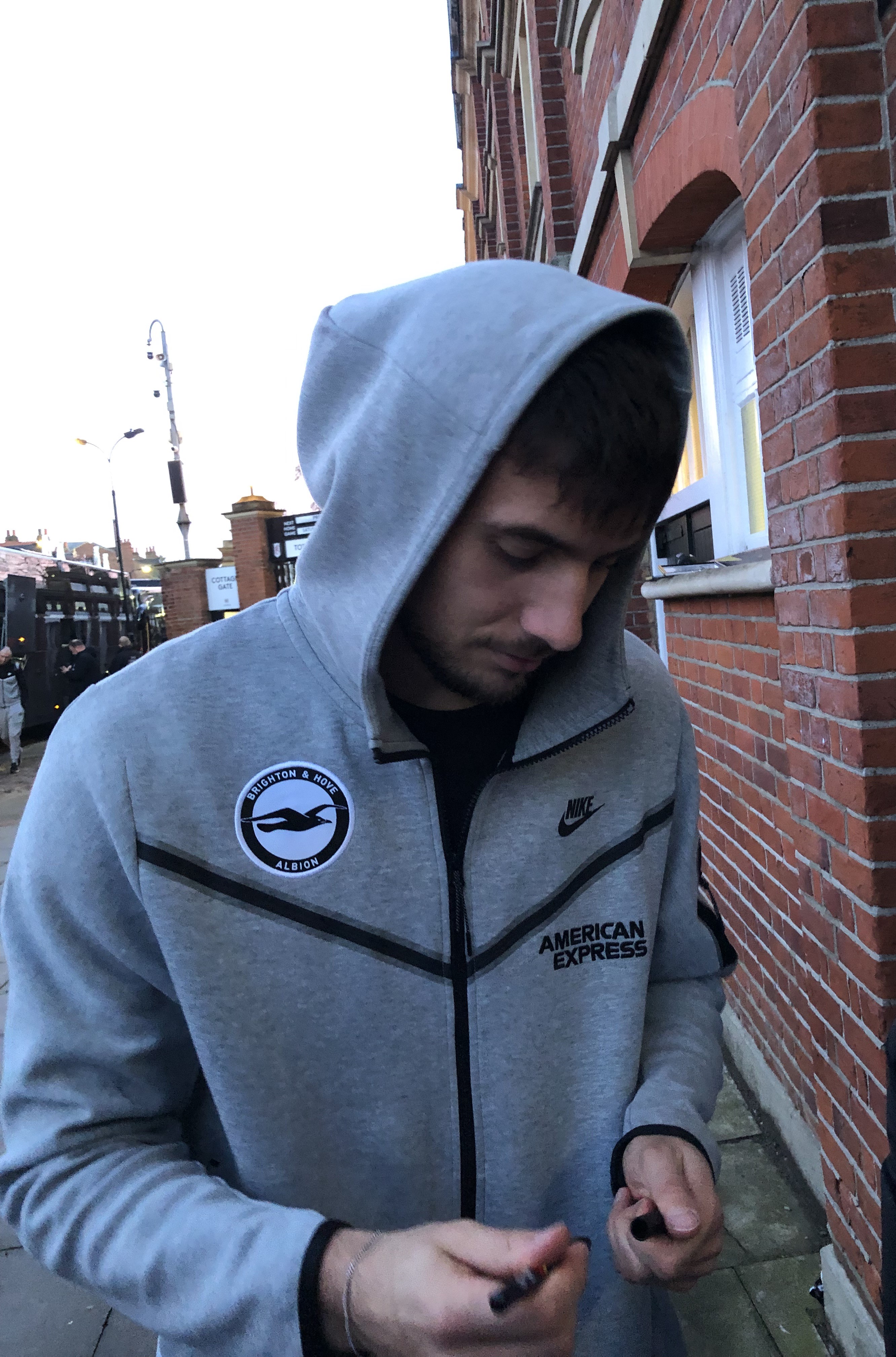 Dramat Jakuba Modera: Cios prosto w serce Feyenoordu! Van Persie przekazuje druzgocące wieści