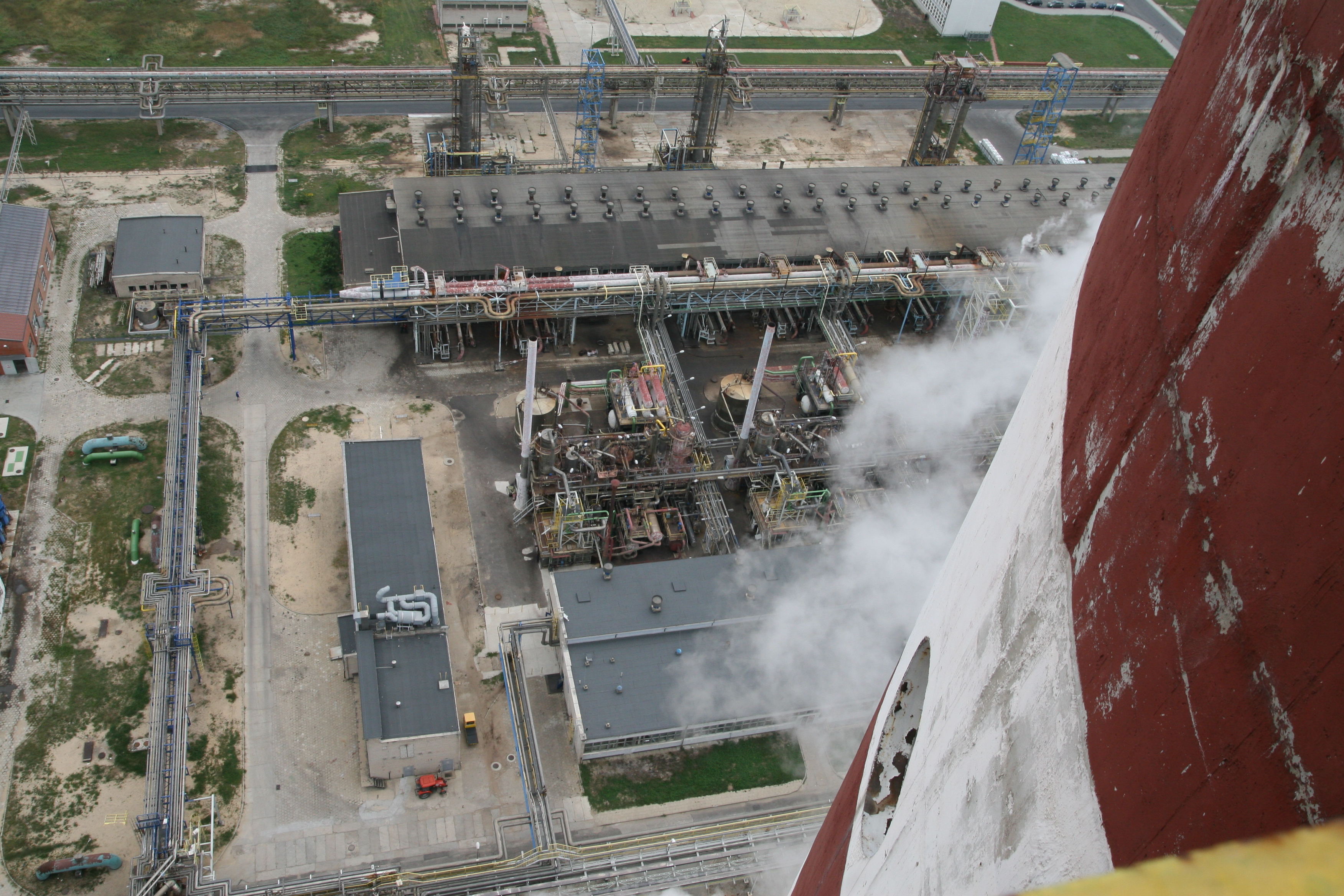 Nowy plan Grupy Azoty: Czy ambitna strategia na lata 2025-2030 uratuje giganta?