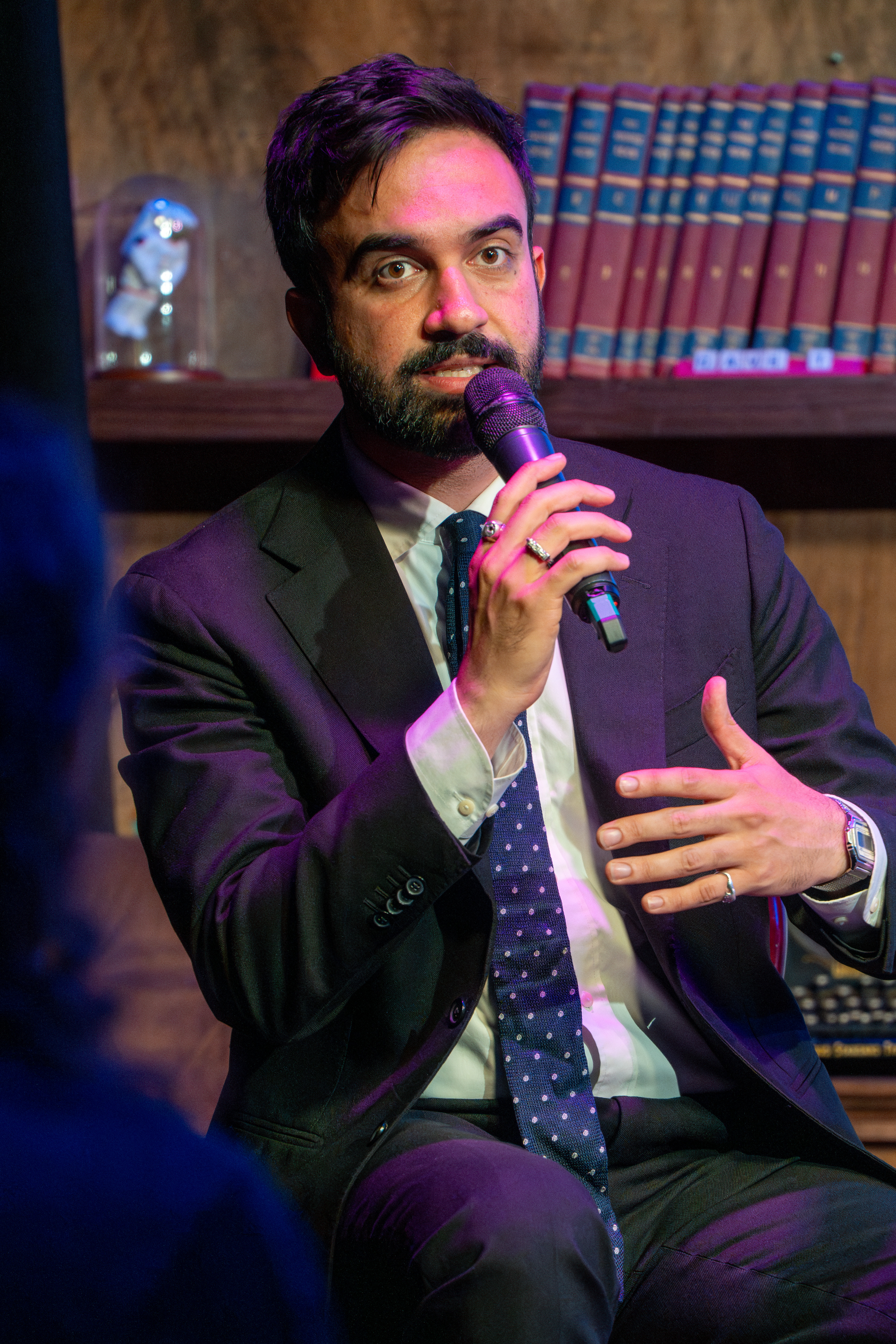 Wyniki wyborów w Nowym Jorku: Polityczna rewolucja i starcie z Donaldem Trumpem