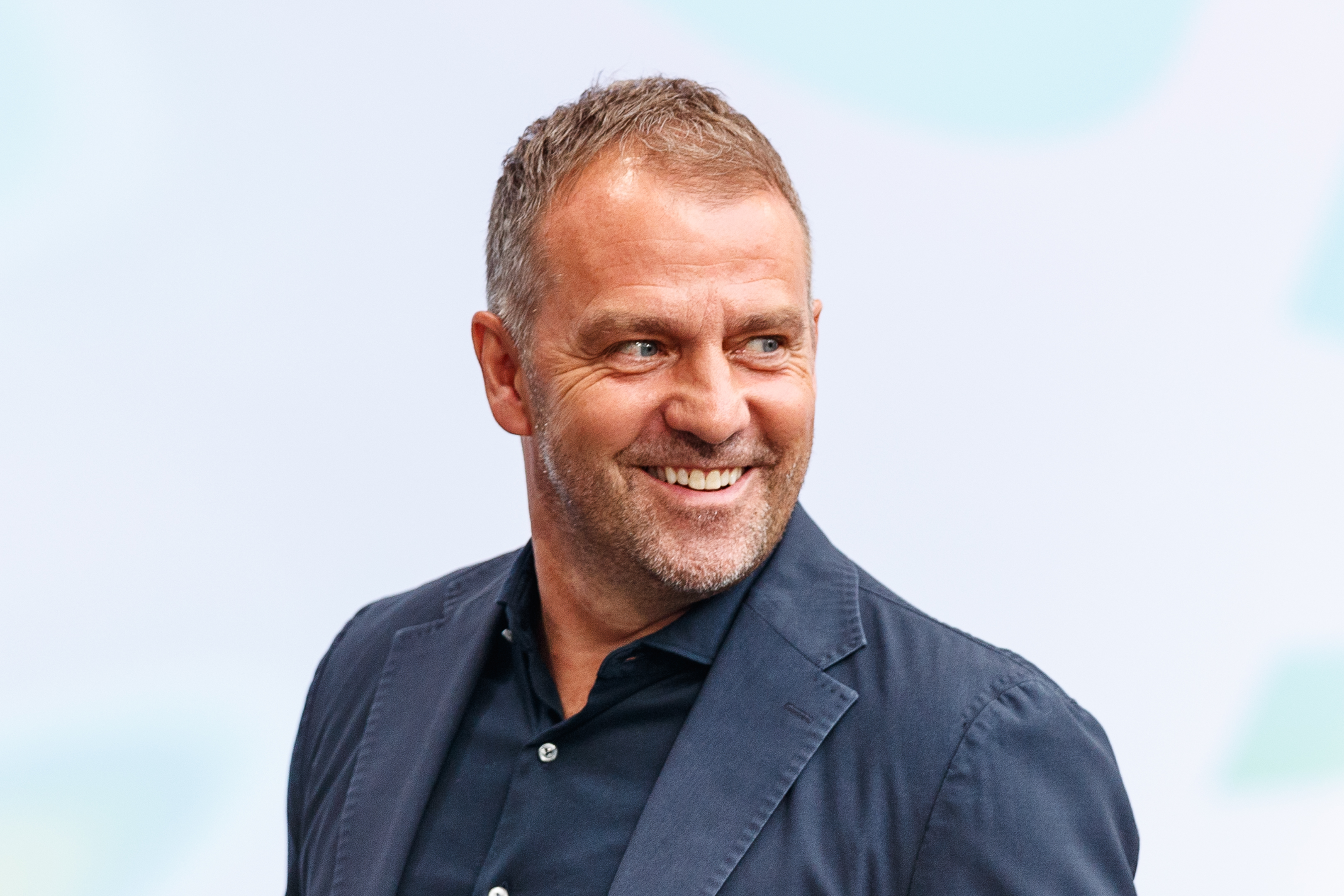 Flick grzmi po chaosie w obronie! Rewolucja w Barcelonie wisi w powietrzu