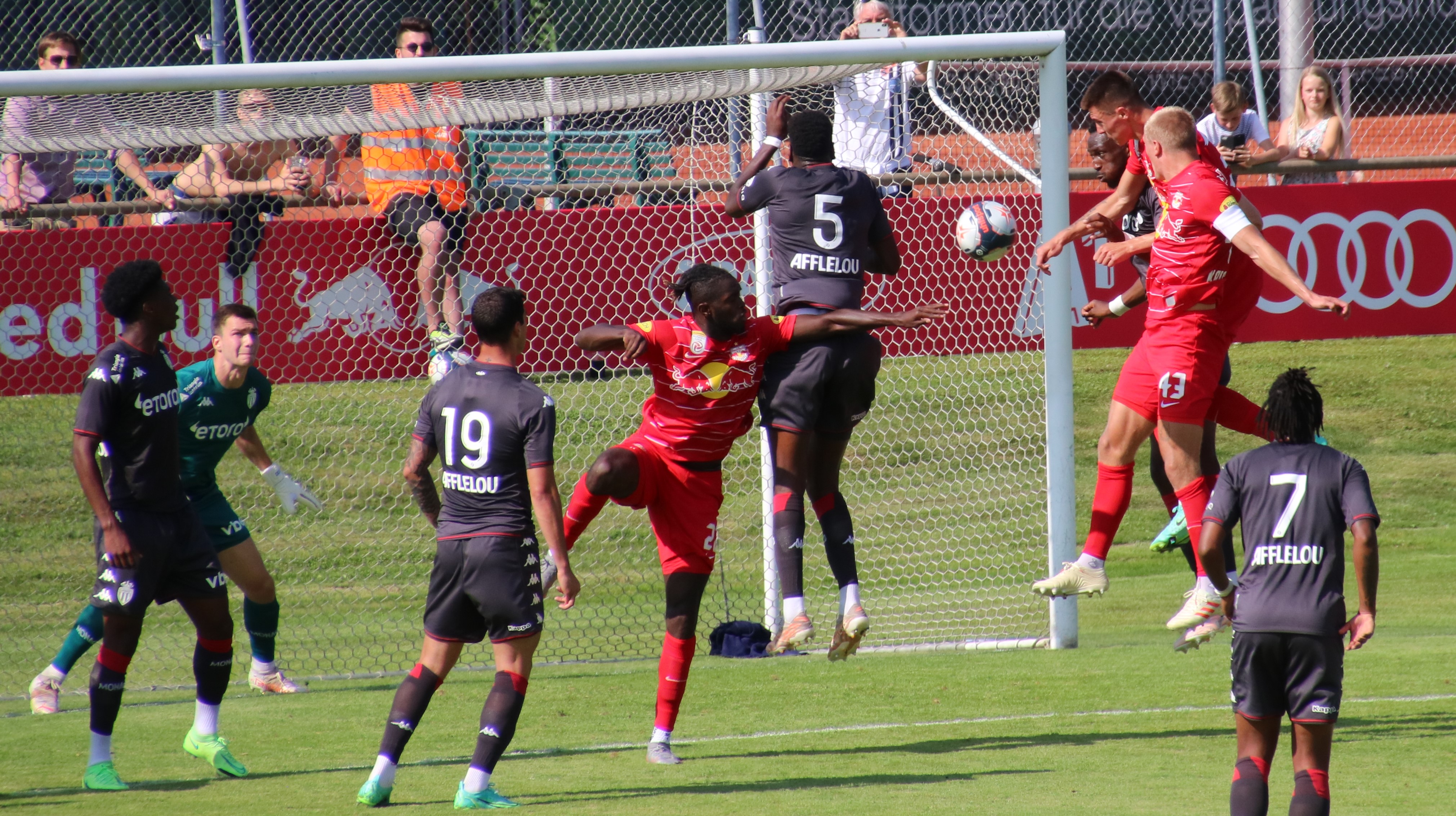 Radosław Majecki pod ostrzałem! Bolesna lekcja futbolu w Marsylii i walka o przyszłość