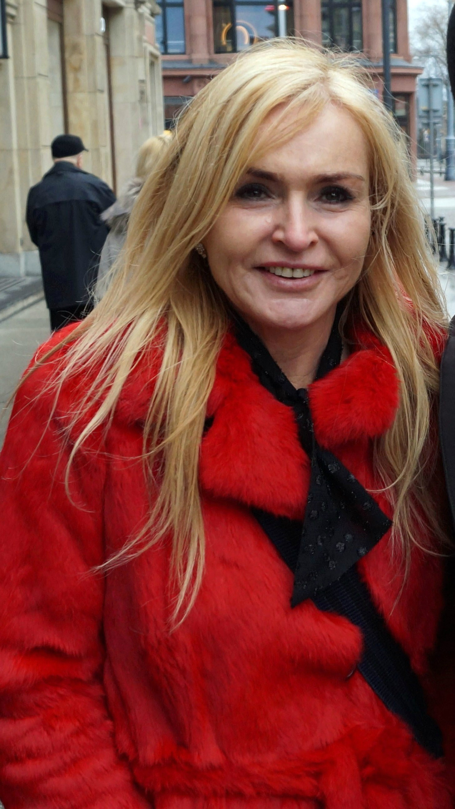 Monika Olejnik i spór o Wehrmacht: Analiza politycznej burzy wokół słów o rodzinie Sławomira Mentzena