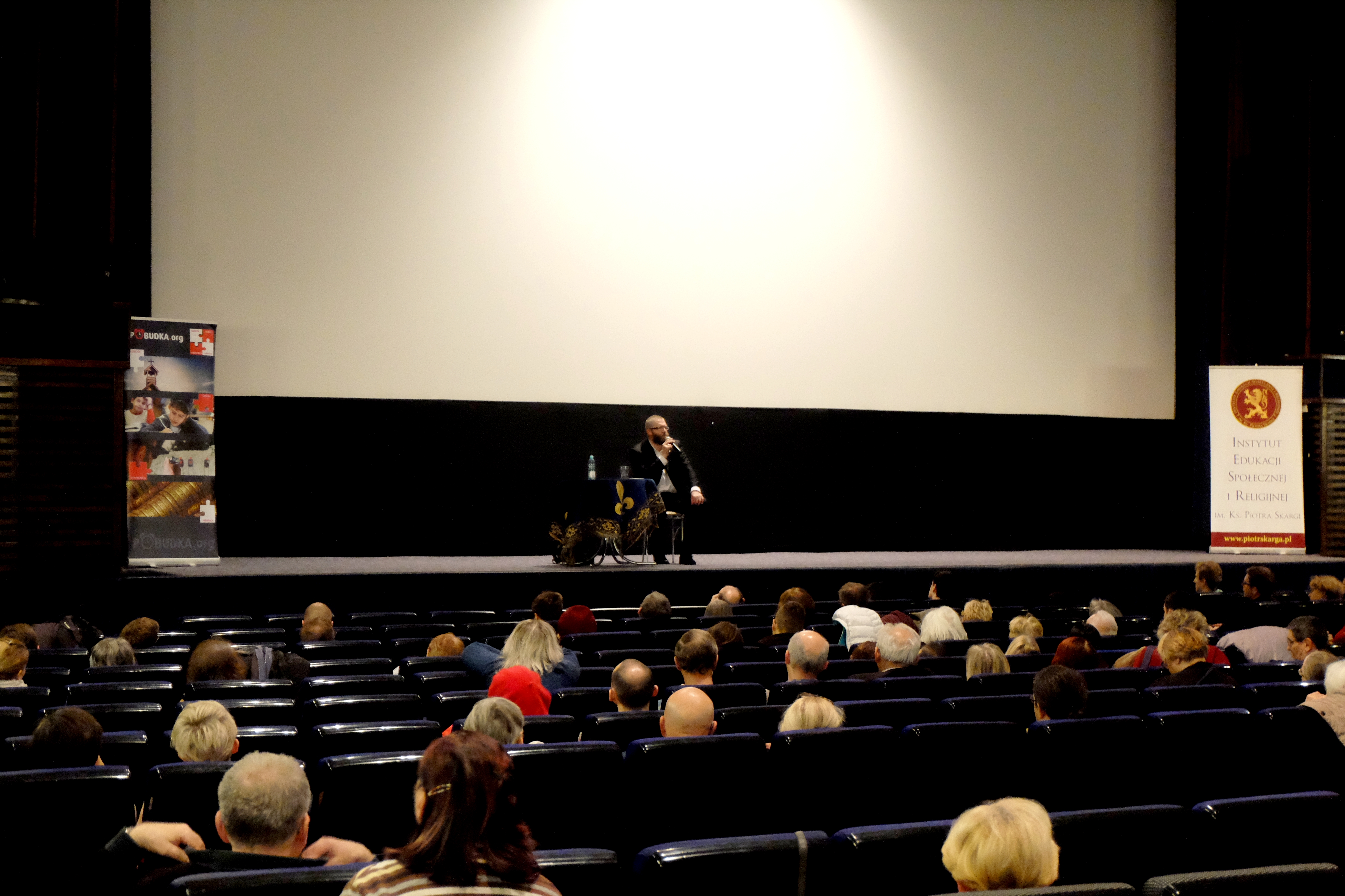 Grzegorz Braun bez immunitetu. Analiza prawnych i politycznych konsekwencji decyzji Parlamentu Europejskiego