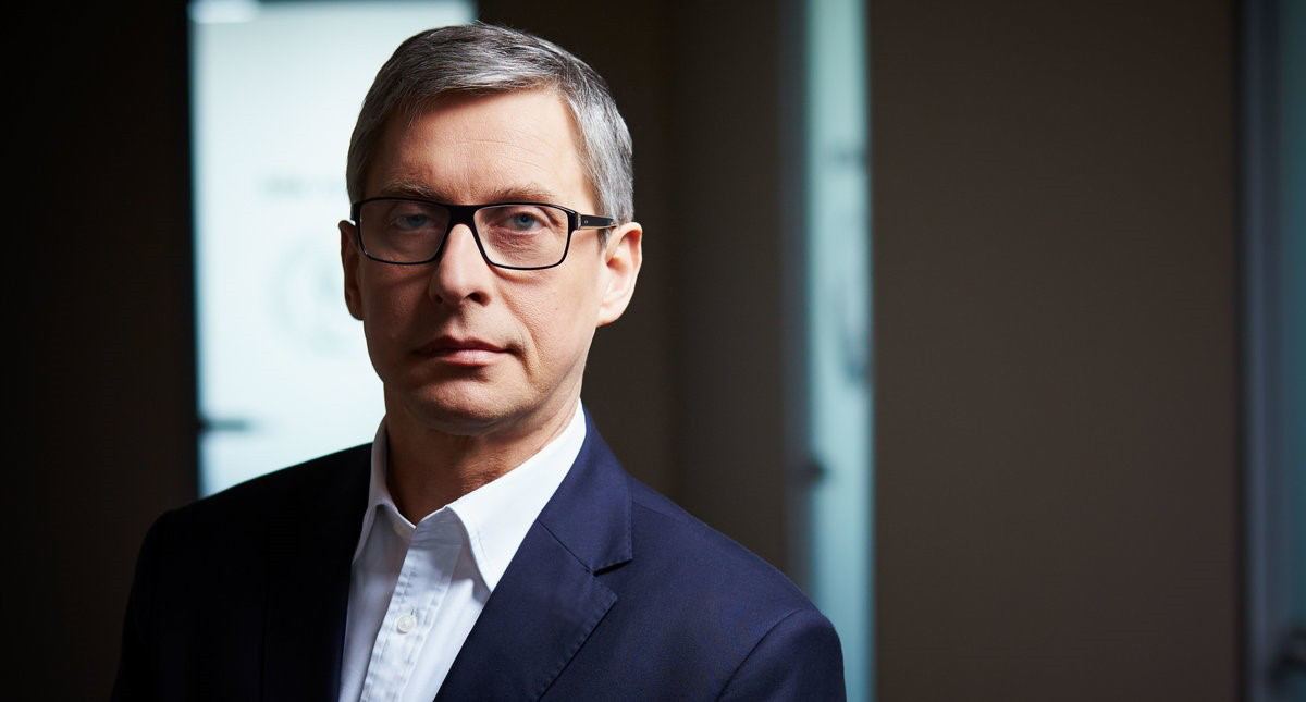 Wojciech Sobieraj i Strategia UniCredit w Polsce: Analiza Powrotu i Perspektywy Rynkowe