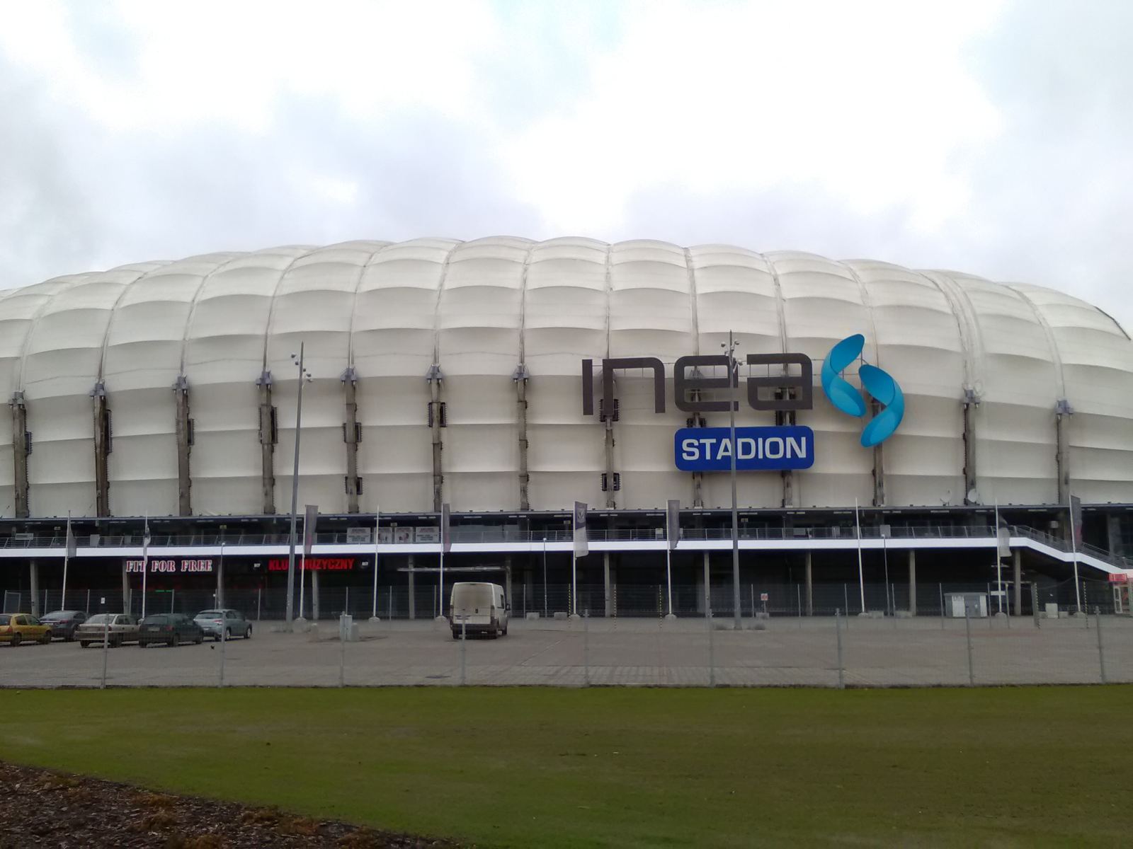 INEA rewolucjonizuje Polskę: To coś więcej niż światłowód. Zobacz, jak zmieniają grę!