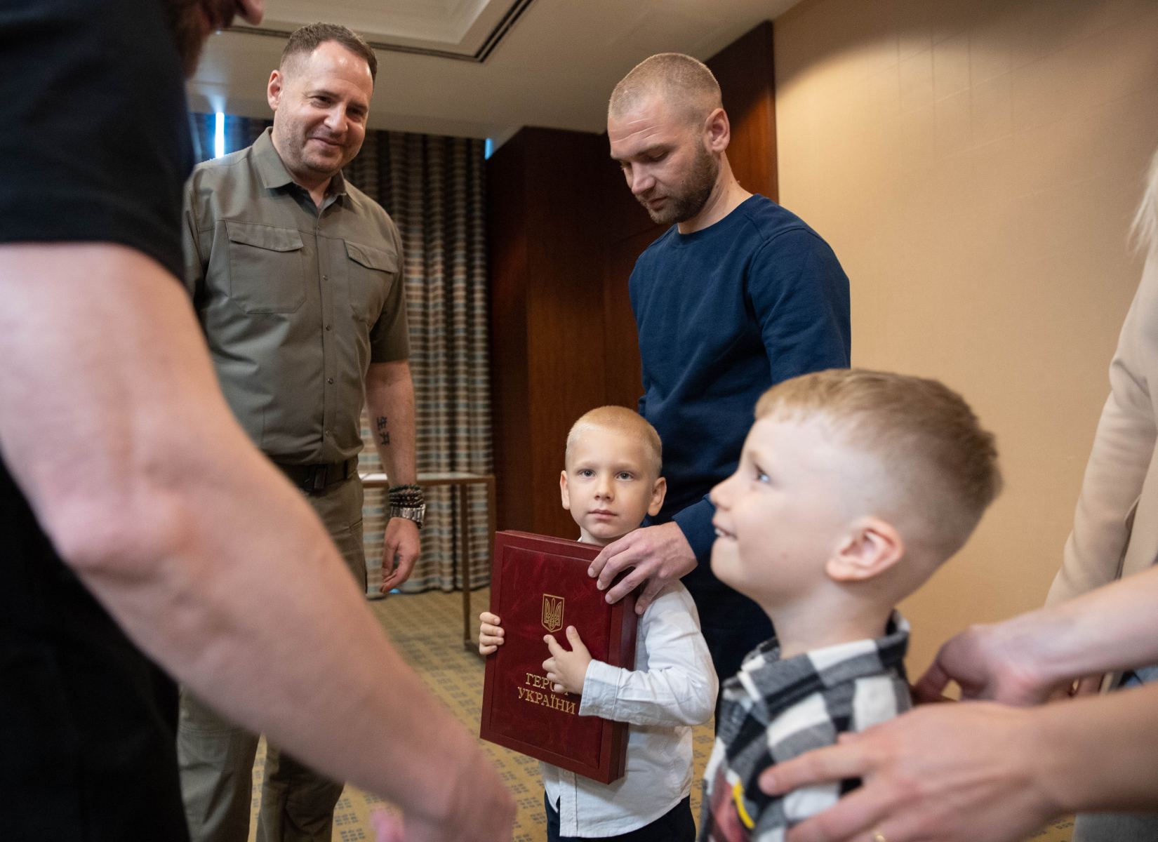 Jermak w centrum politycznej burzy. Co oznacza kryzys w otoczeniu Zełenskiego?