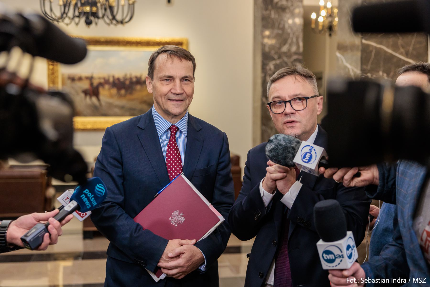 Sikorski: Kategoryczne “nie” dla handlu ziemią Ukrainy. Analiza stanowiska Polski wobec doniesień z USA