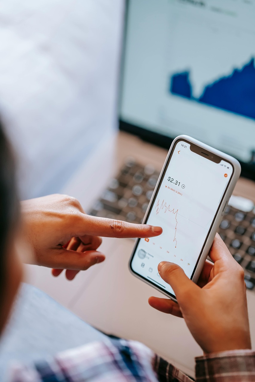 Analiza Trendu: Spadek Zadłużenia w Branży KEP w 2025 Roku