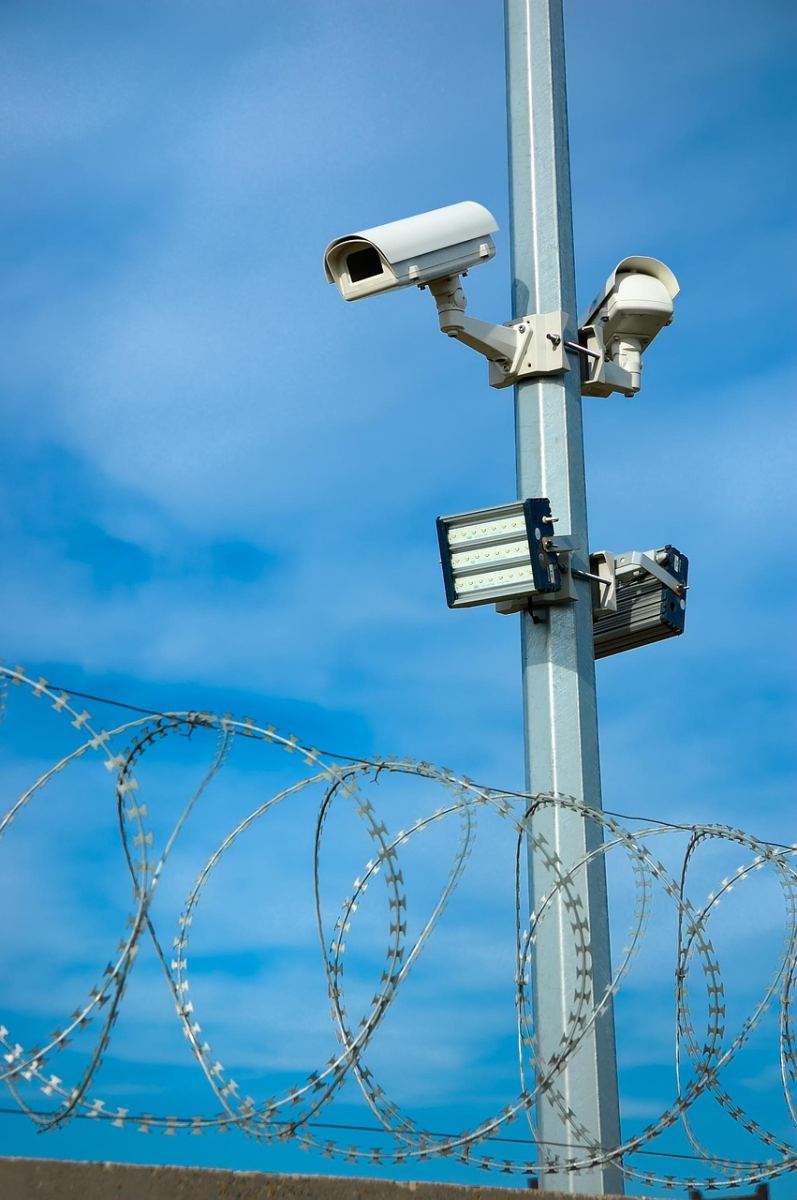 Witamy w erze wszechobecnego monitoringu pracowników: Analiza trendów i implikacji