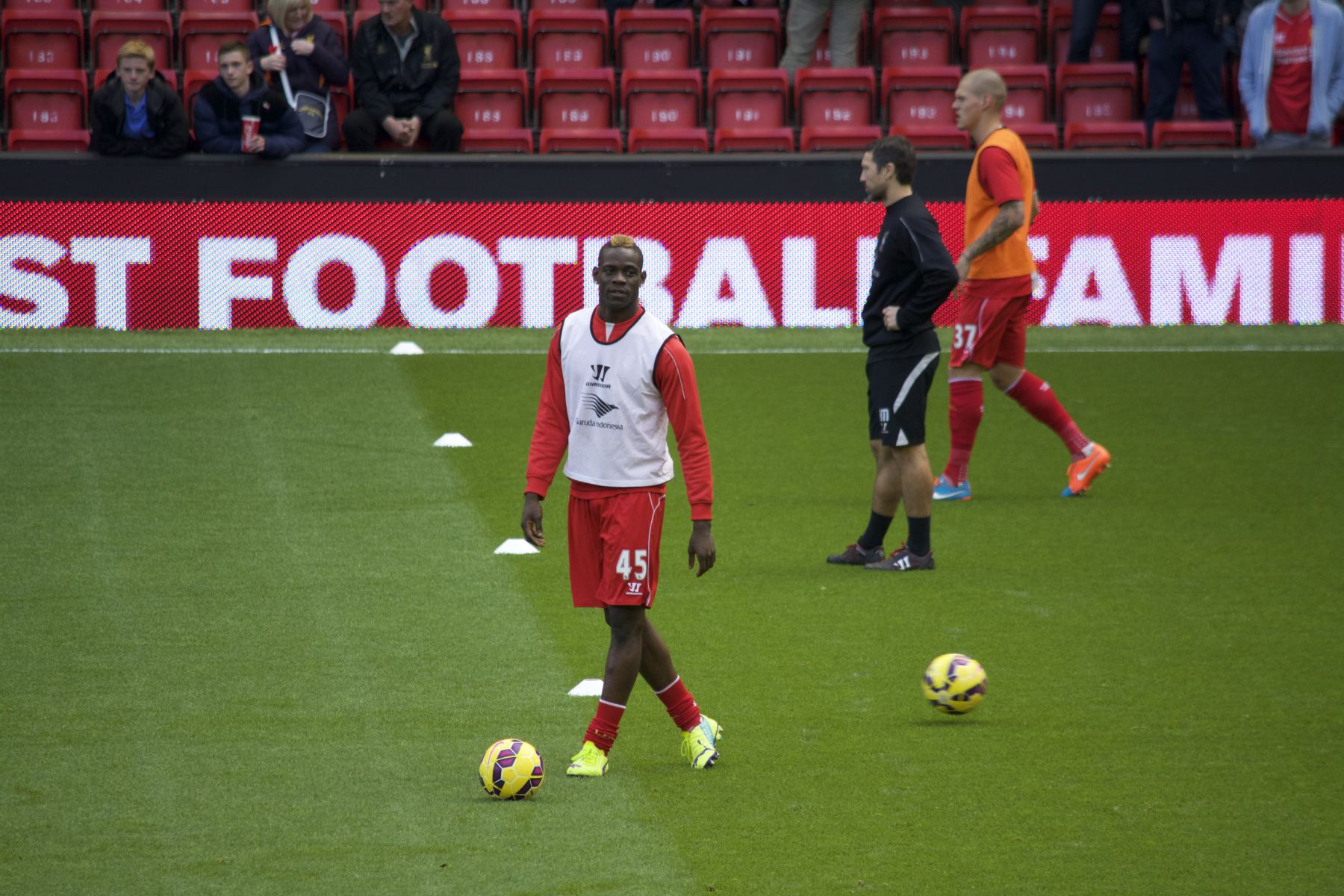 Mario Balotelli: Upadek legendy? Szokujący zwrot akcji na włoskiej prowincji!