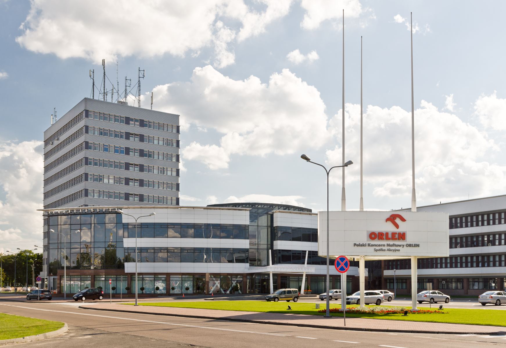 Rewolucja w Transporcie: Orlen Inwestuje w Sieć Stacji Tankowania Gazu z Odpadów