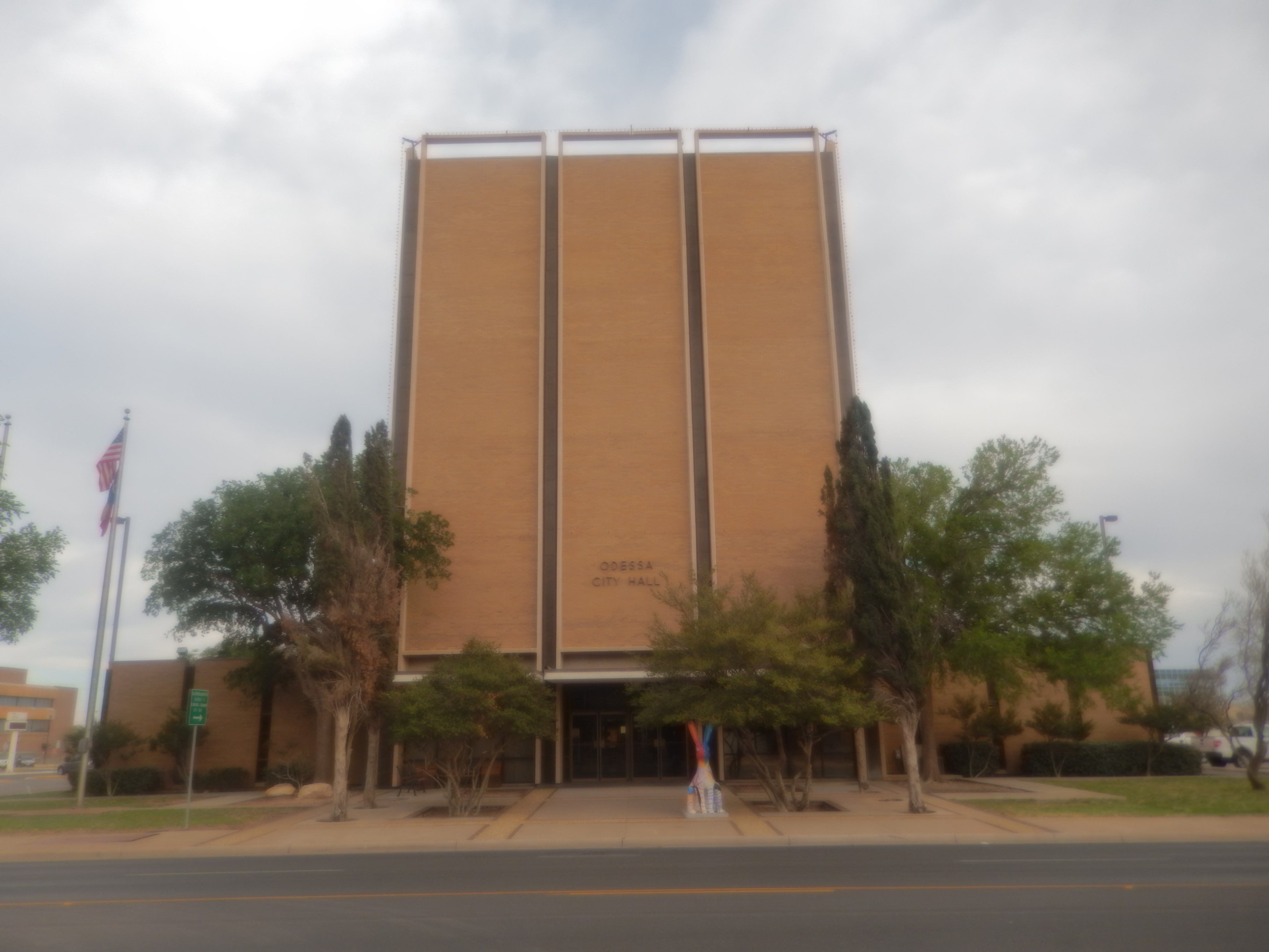 Ukraina pod ostrzałem: Analiza skutków zmasowanego ataku na Odessę i inne miasta