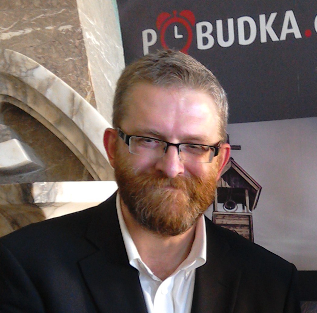 Analiza sondażu: Partia Grzegorza Brauna umacnia pozycję, Konfederacja traci grunt