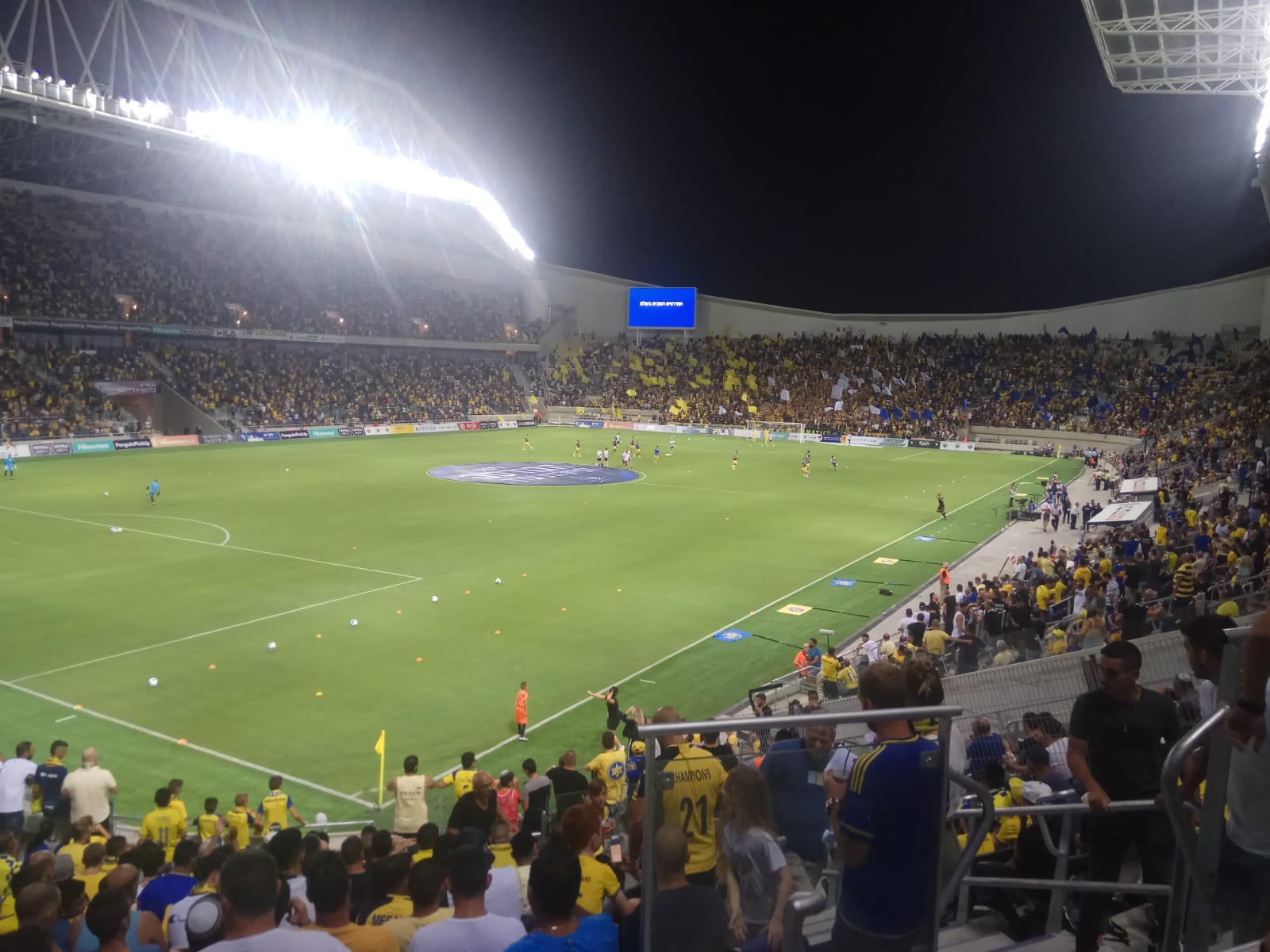 UEFA nie pozostawiła wątpliwości: Jest kara dla Maccabi Tel Awiw za skandaliczne zachowanie kibiców!