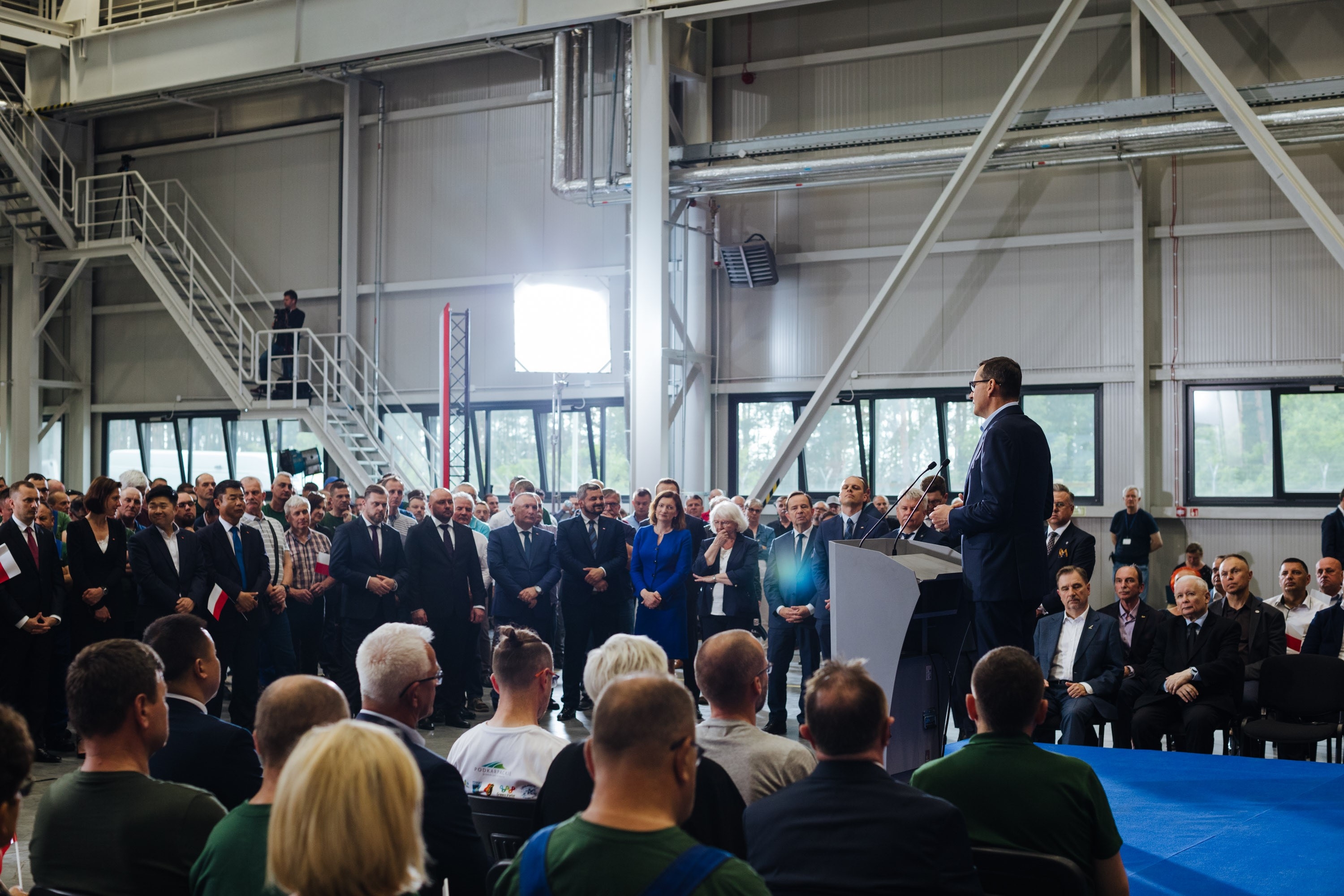 Ogromny pożar w Stalowej Woli: Zagrożenie dla zdrowia mieszkańców