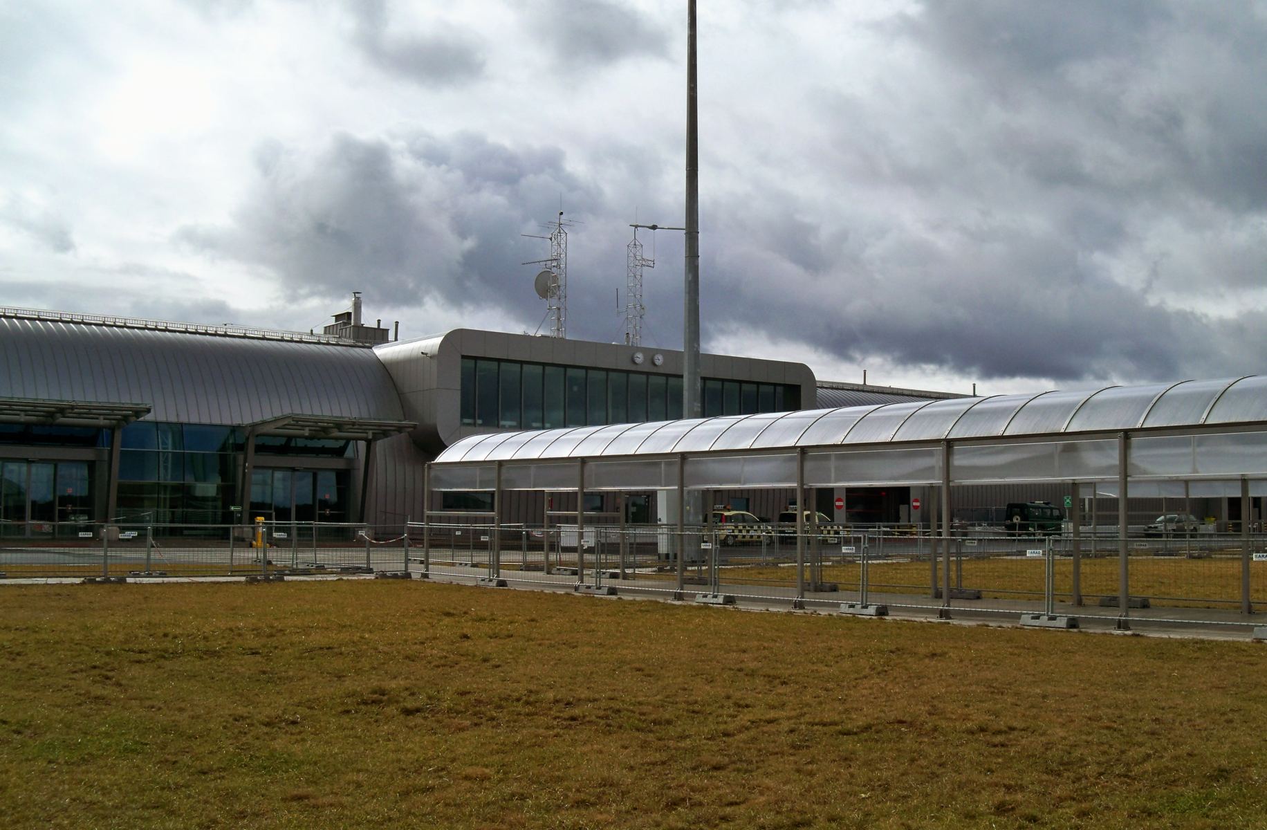 Lotnisko Modlin: Nowa Era w Polskim Lotnictwie