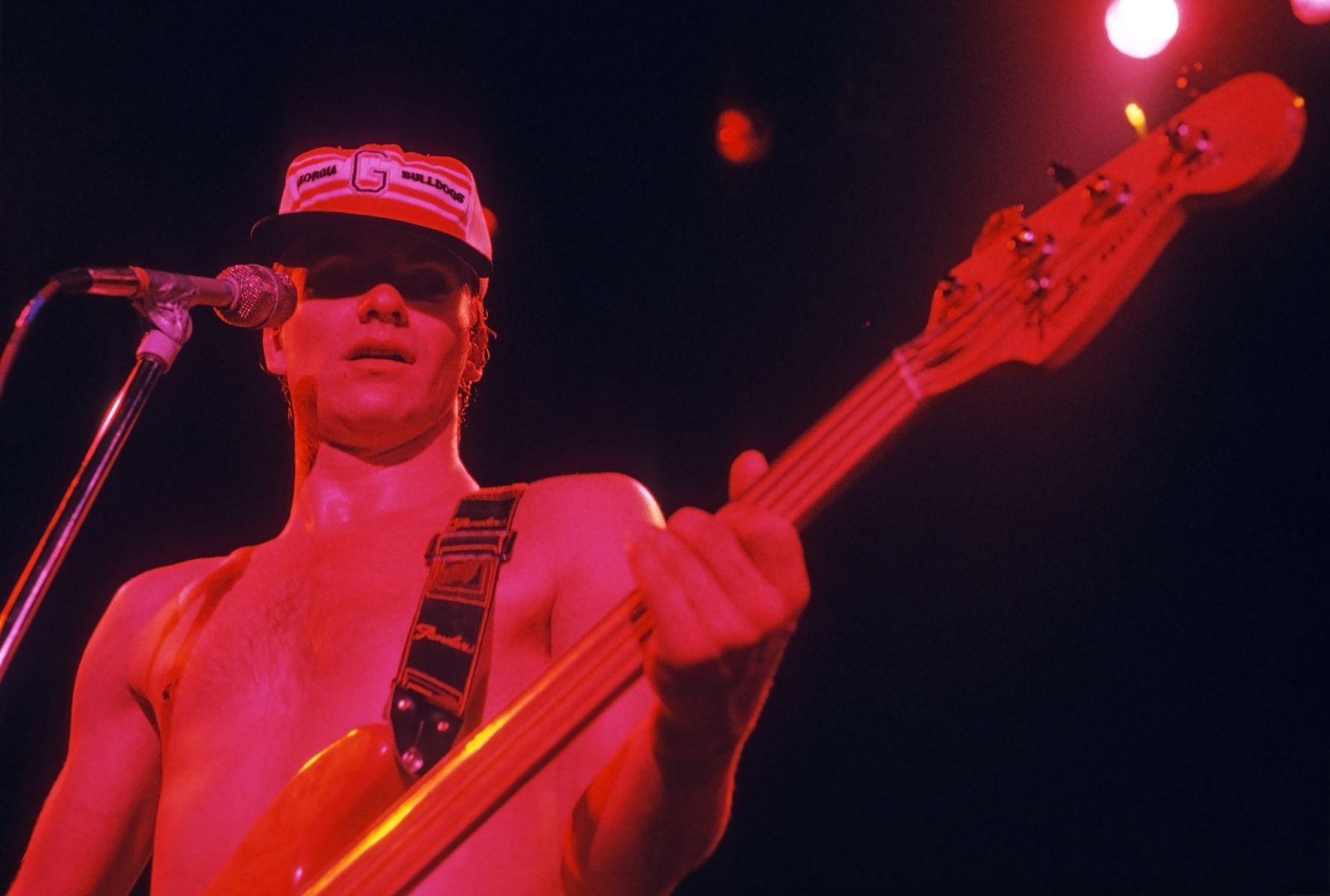 Sting podbija Katowice! Co musi znaleźć się w garderobie gwiazdy “Sylwestra z Dwójką”?