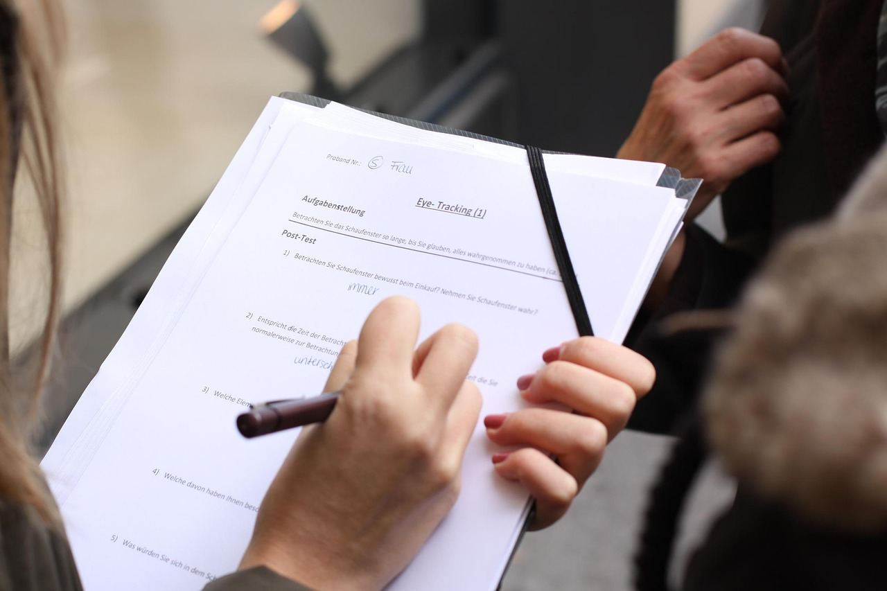 Analiza styczniowego sondażu CBOS: Polska w mozaice sprzecznych nastrojów