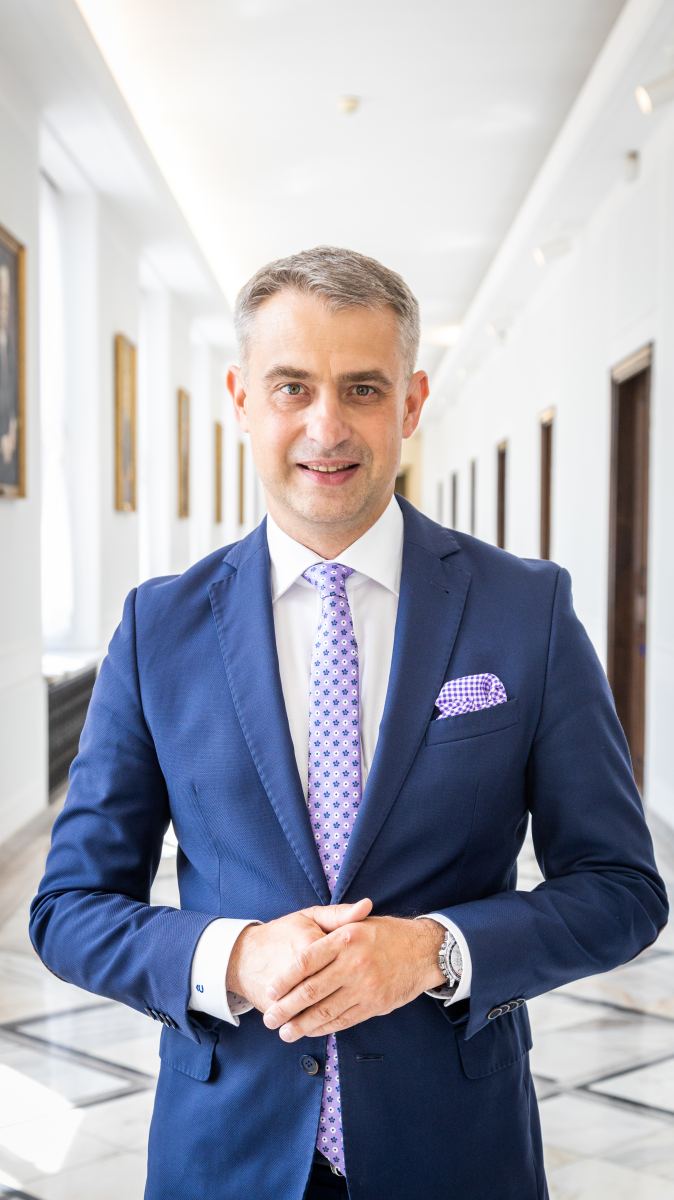 Minister Gawkowski zapowiada kontynuację walki o reformę PIP mimo sprzeciwu premiera Tuska