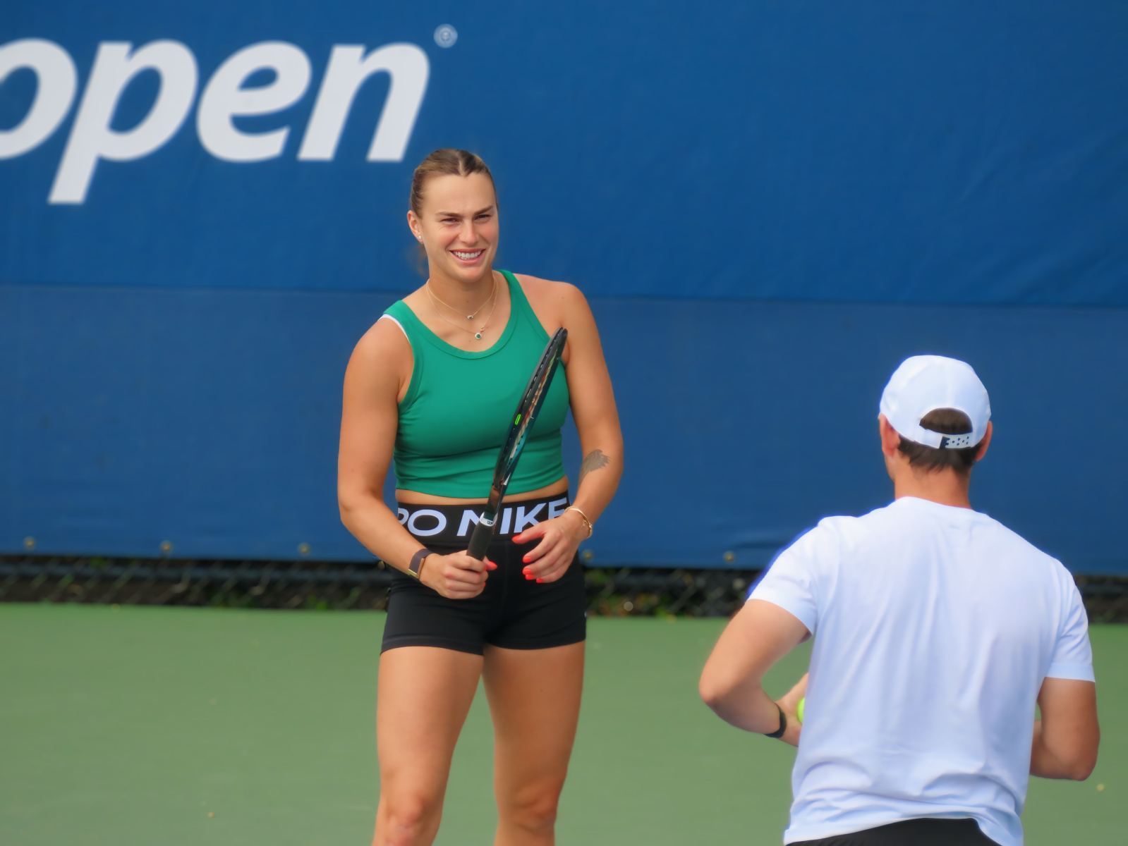Aryna Sabalenka Dominuje w Brisbane: Pewny Awans do Ćwierćfinału!