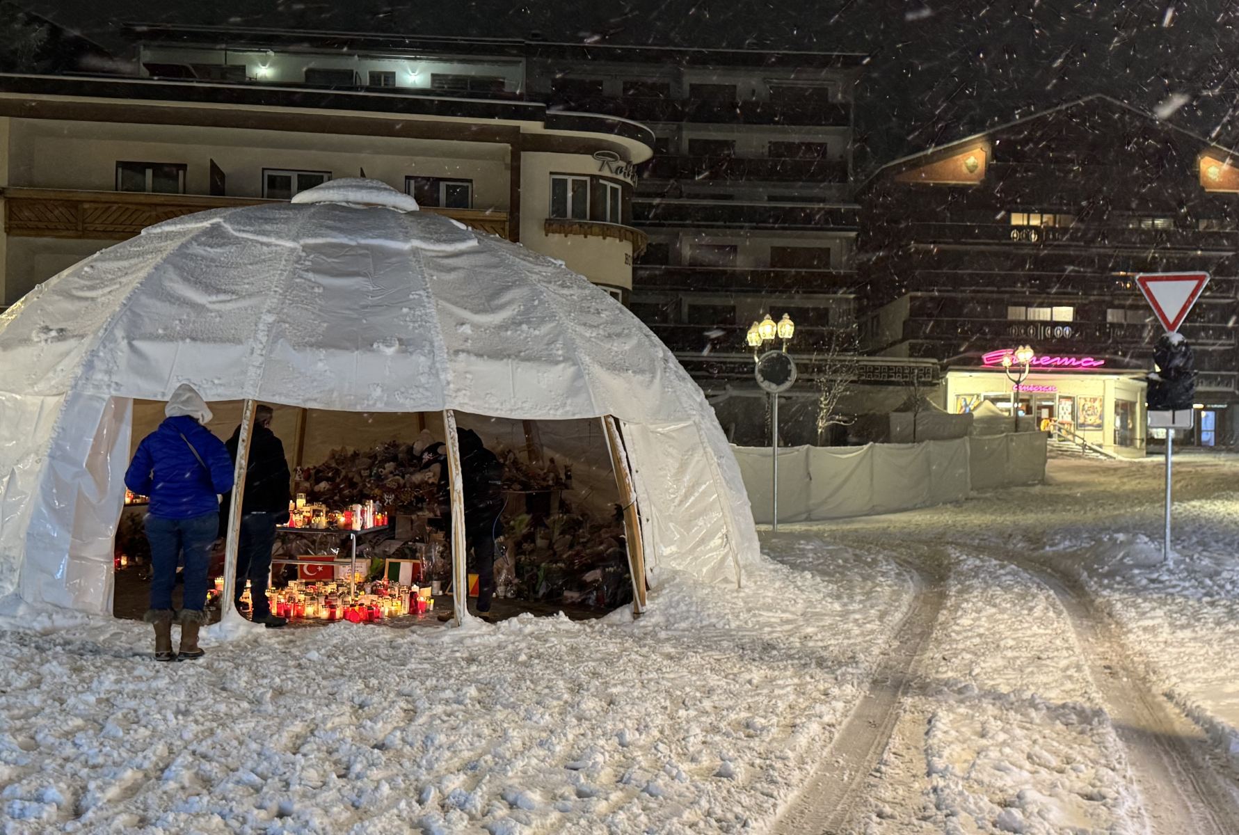 Pożar w Crans-Montanie: Analiza Tragedii i Konsekwencje dla Bezpieczeństwa <b>Ludzi</b>