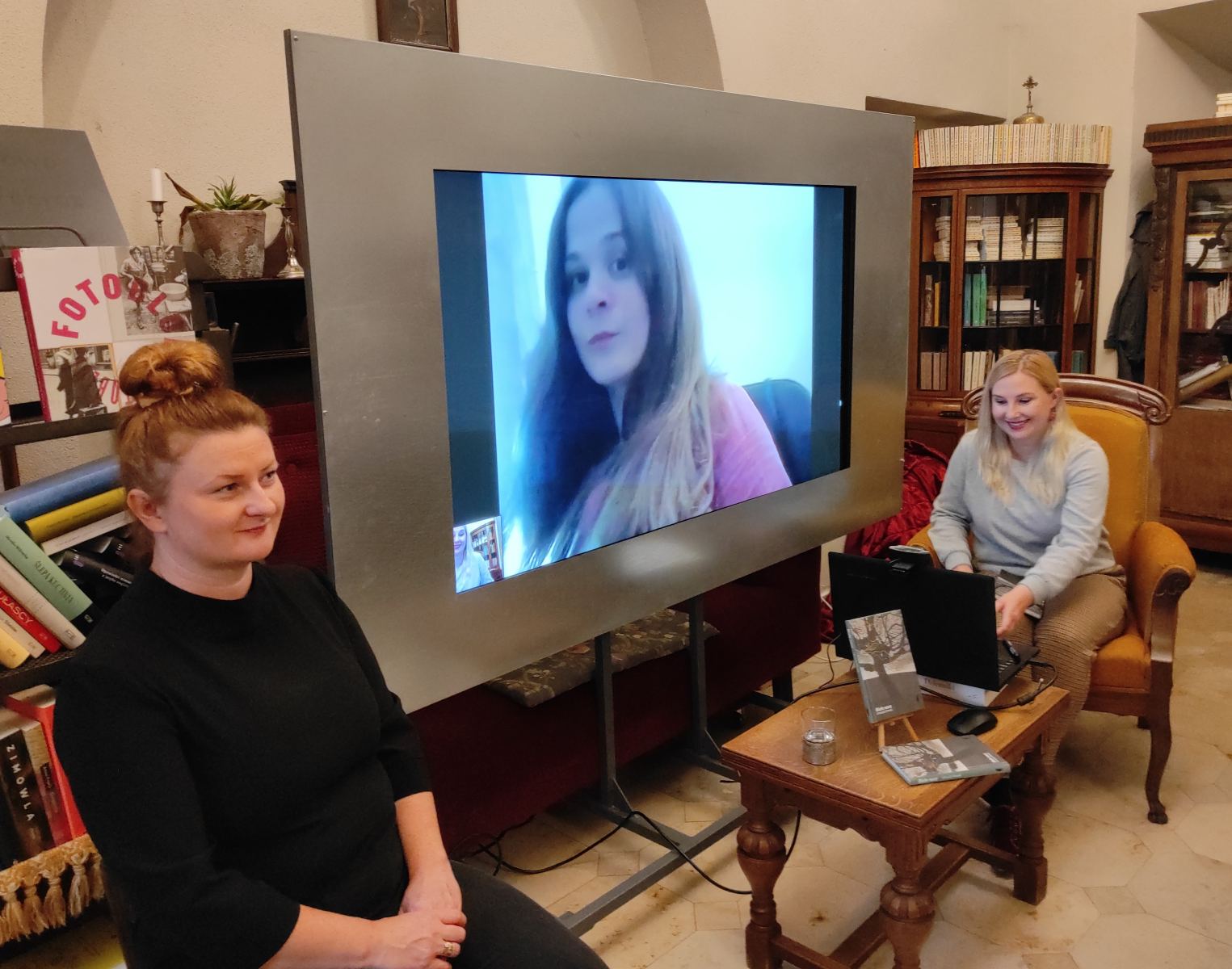 Utrzymany zakaz wyjazdu dla Urszuli D. w sprawie dotacji dla Fundacji Profeto – analiza sytuacji