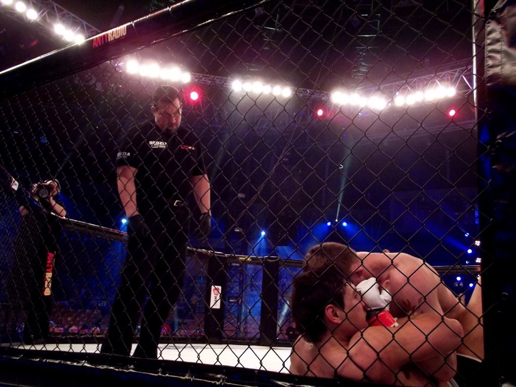 Krzysztof Jotko sięgnął po mistrzostwo! Sensacyjny triumf Polaka w Düsseldorfie