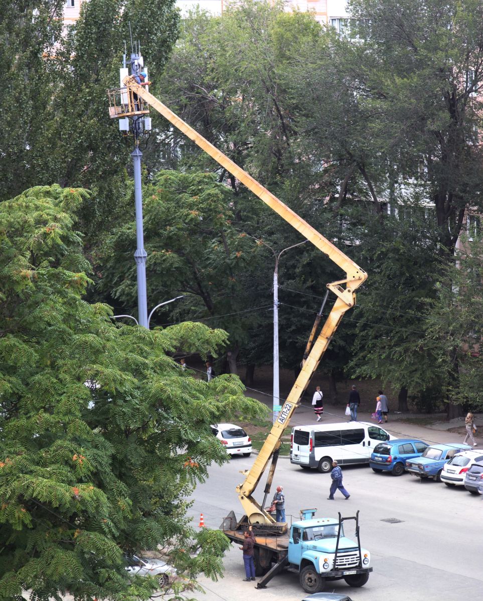 Intensyfikacja rosyjskich ataków na Zaporoże: Analiza sytuacji i potencjalne konsekwencje
