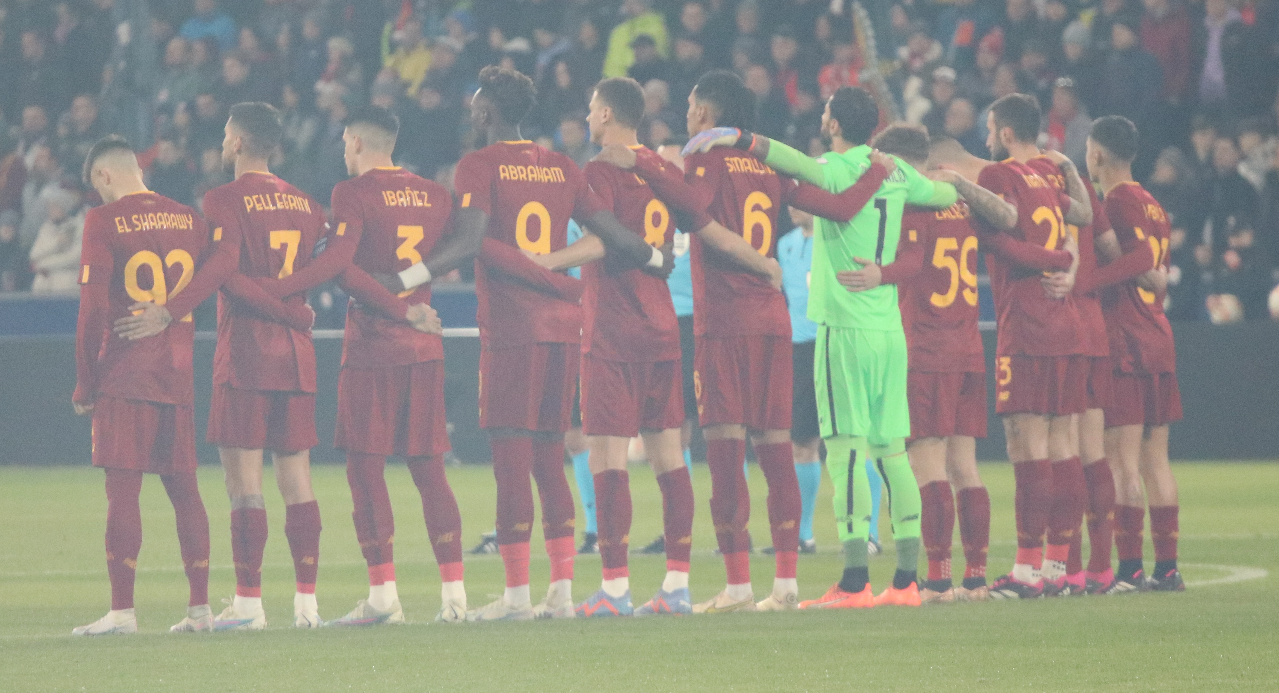 Nicola Zalewski Rozmontował Obronę Athletiku Bilbao – Debiutancka Asysta w Lidze Mistrzów!