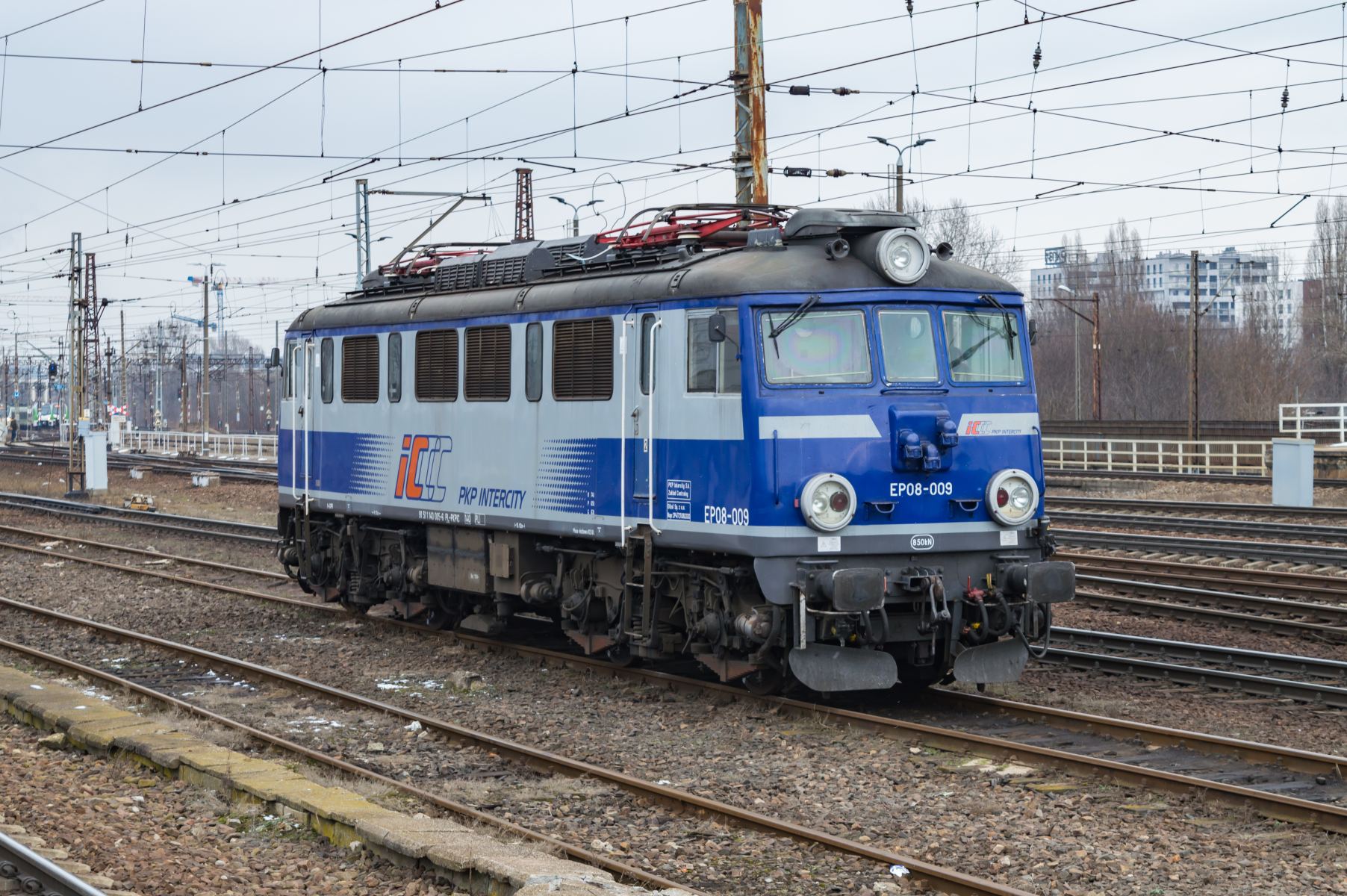 Modernizacja Warszawy Wschodniej: PKP PLK Analizuje Oferty, Pojawiają się Wątpliwości