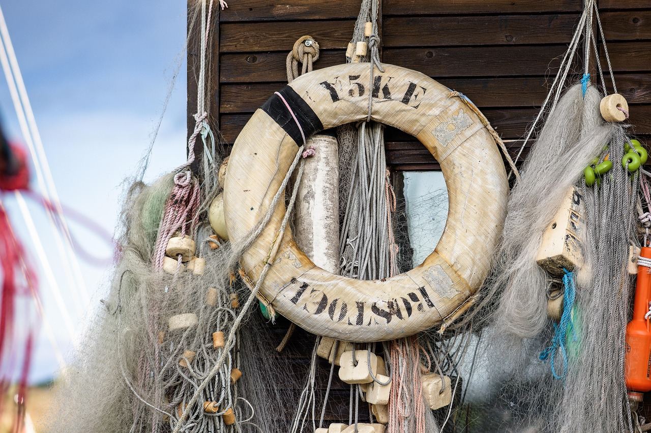 Malezyjski MMEA udaremnia nielegalny przeładunek ropy – analiza incydentu z Penang