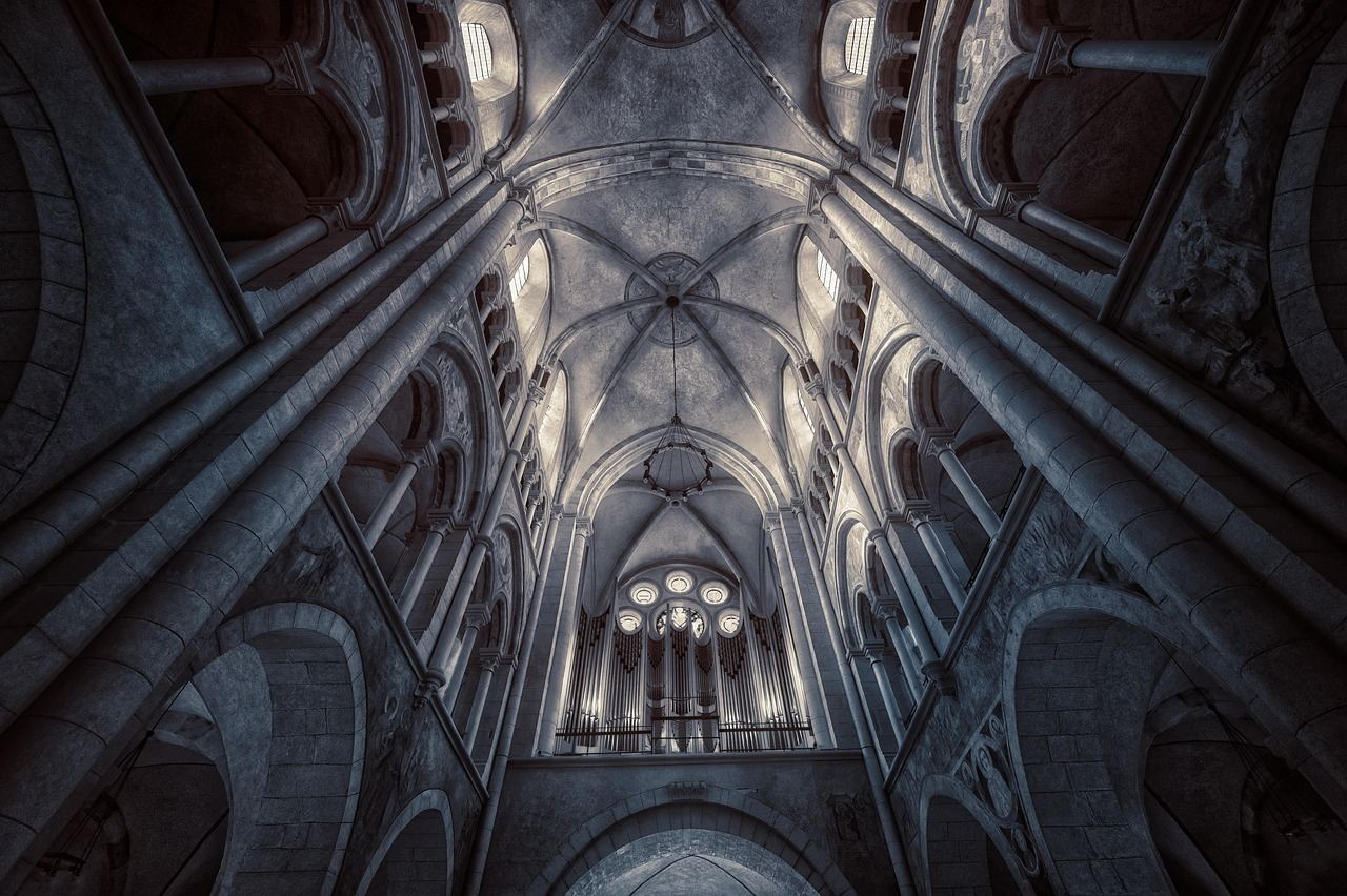 Spór o komisję ds. pedofilii w Kościele: Czy <b>co</b> się wydarzy, to będzie prawdziwe rozliczenie?