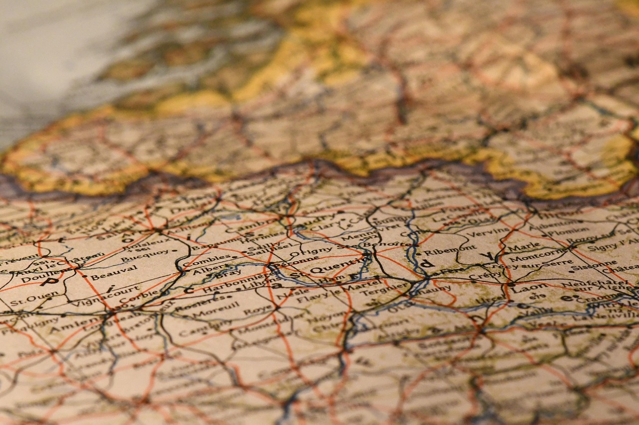 Stara mapa Francji, quiz geograficzny.