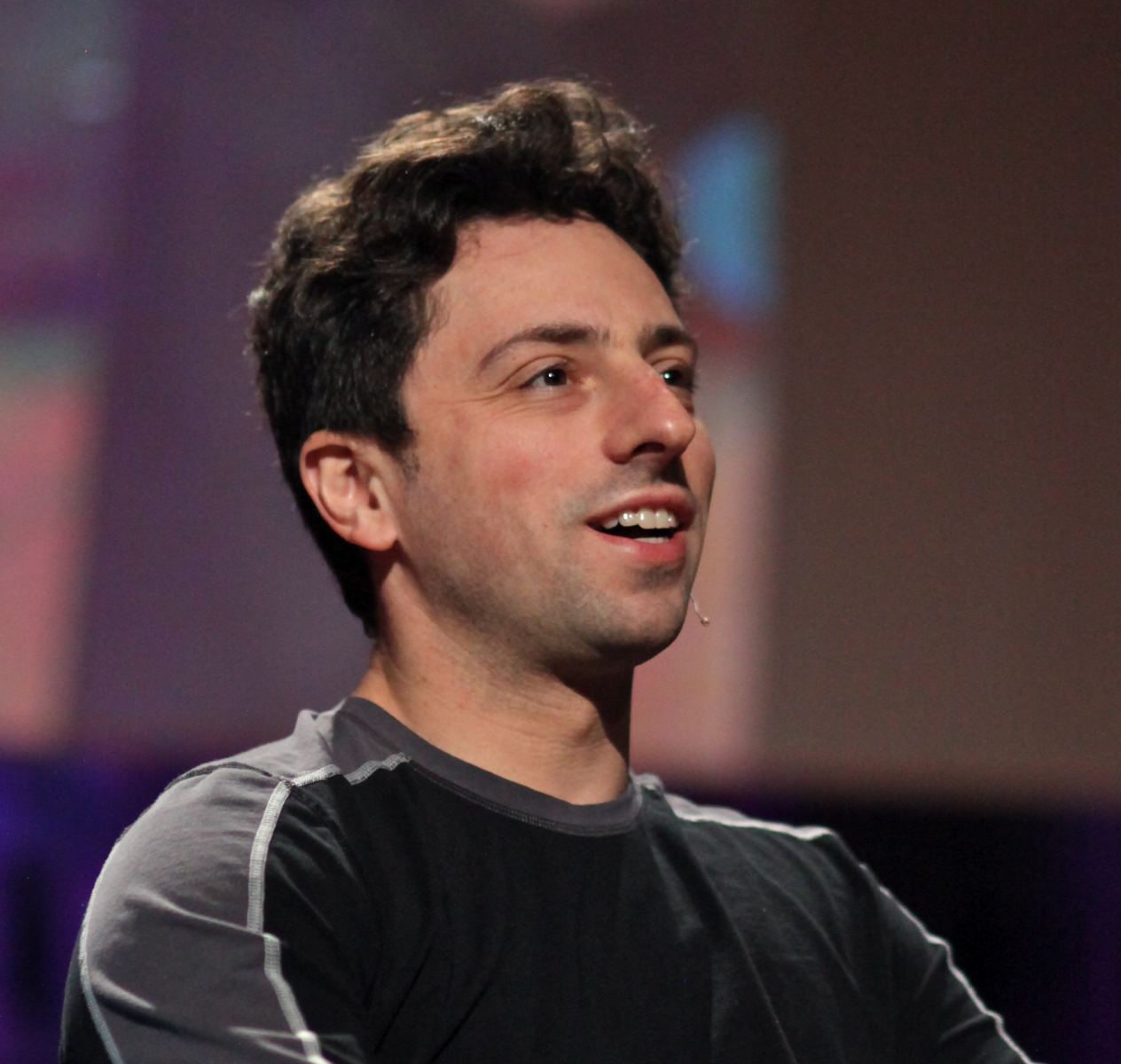 Sergey Brin powrócił do Google: Analiza przyczyny i skutków