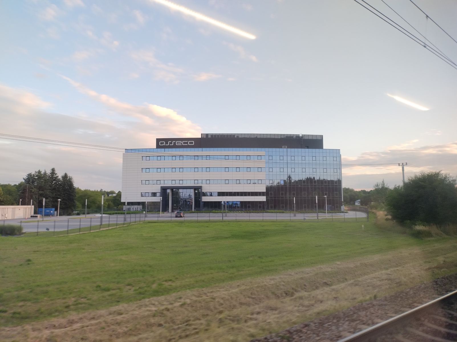 NN OFE Kwestionuje Plan Sukcesji w Asseco Poland – Analiza Konfliktu Akcjonariuszów