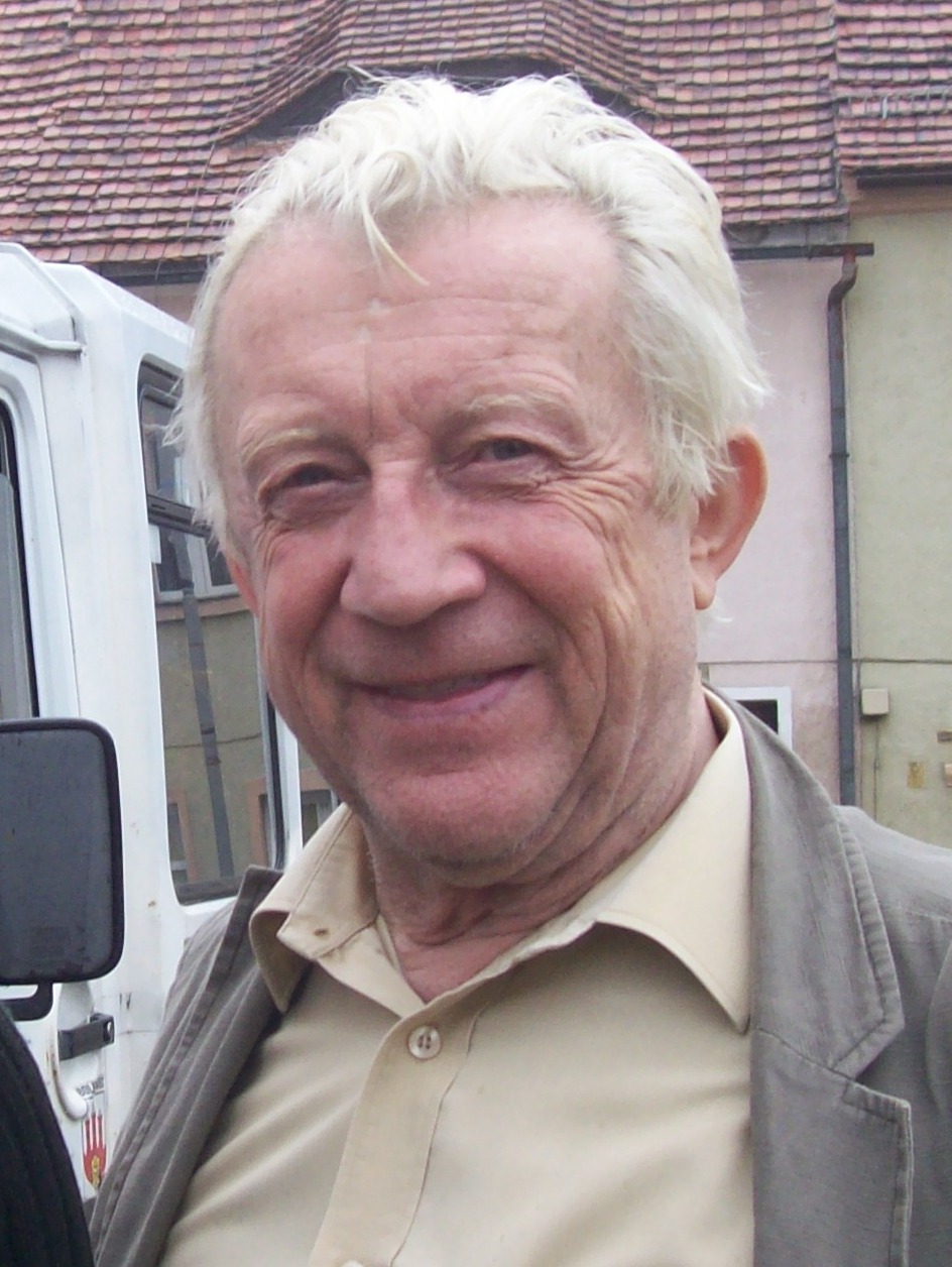 Smutna wiadomość dla świata kultury: Zmarł wybitny aktor Edward Linde-Lubaszenko