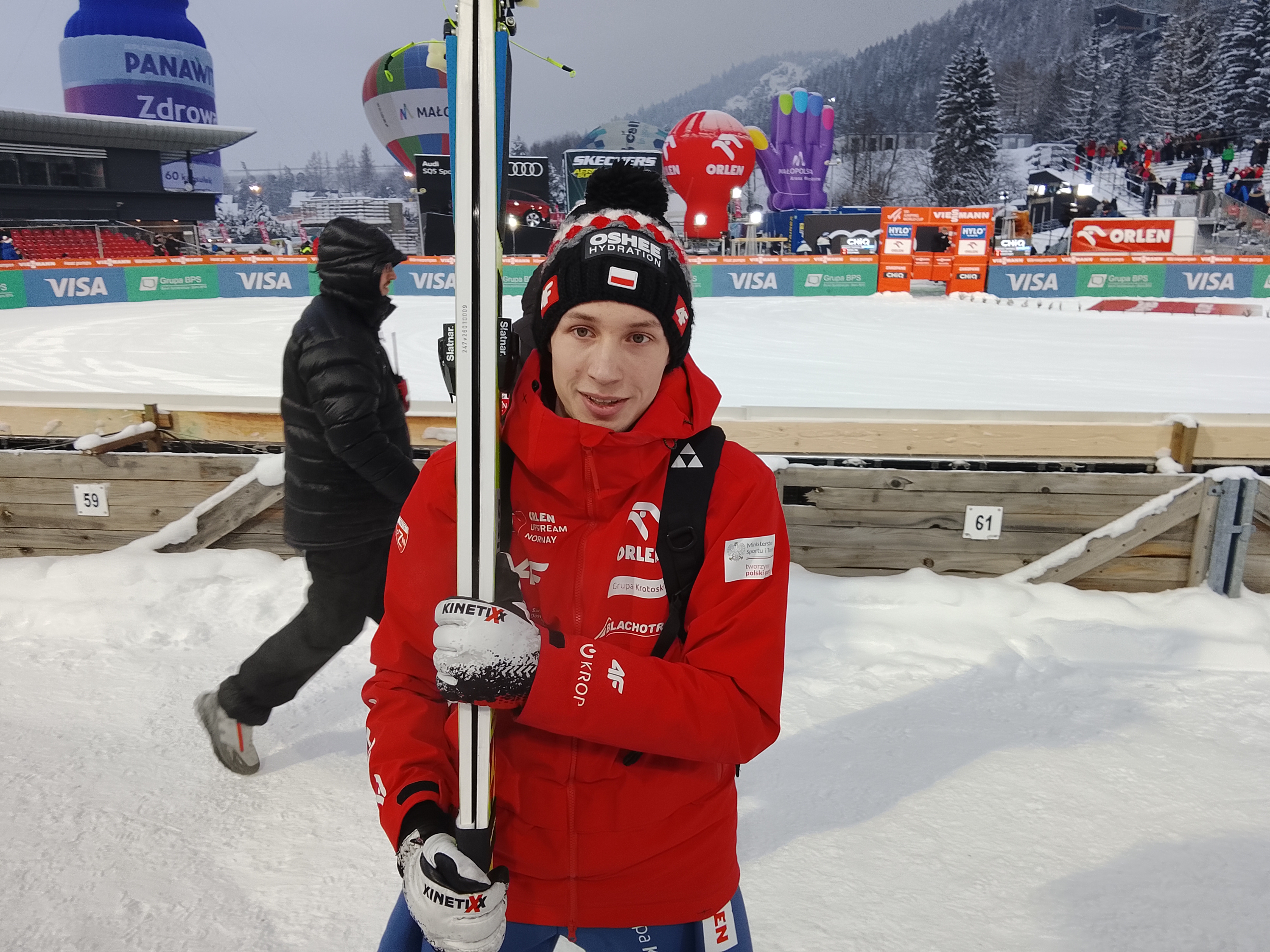 Sensacja w Predazzo! Kacper Tomasiak sięgnął po srebro na Igrzyskach Olimpijskich!