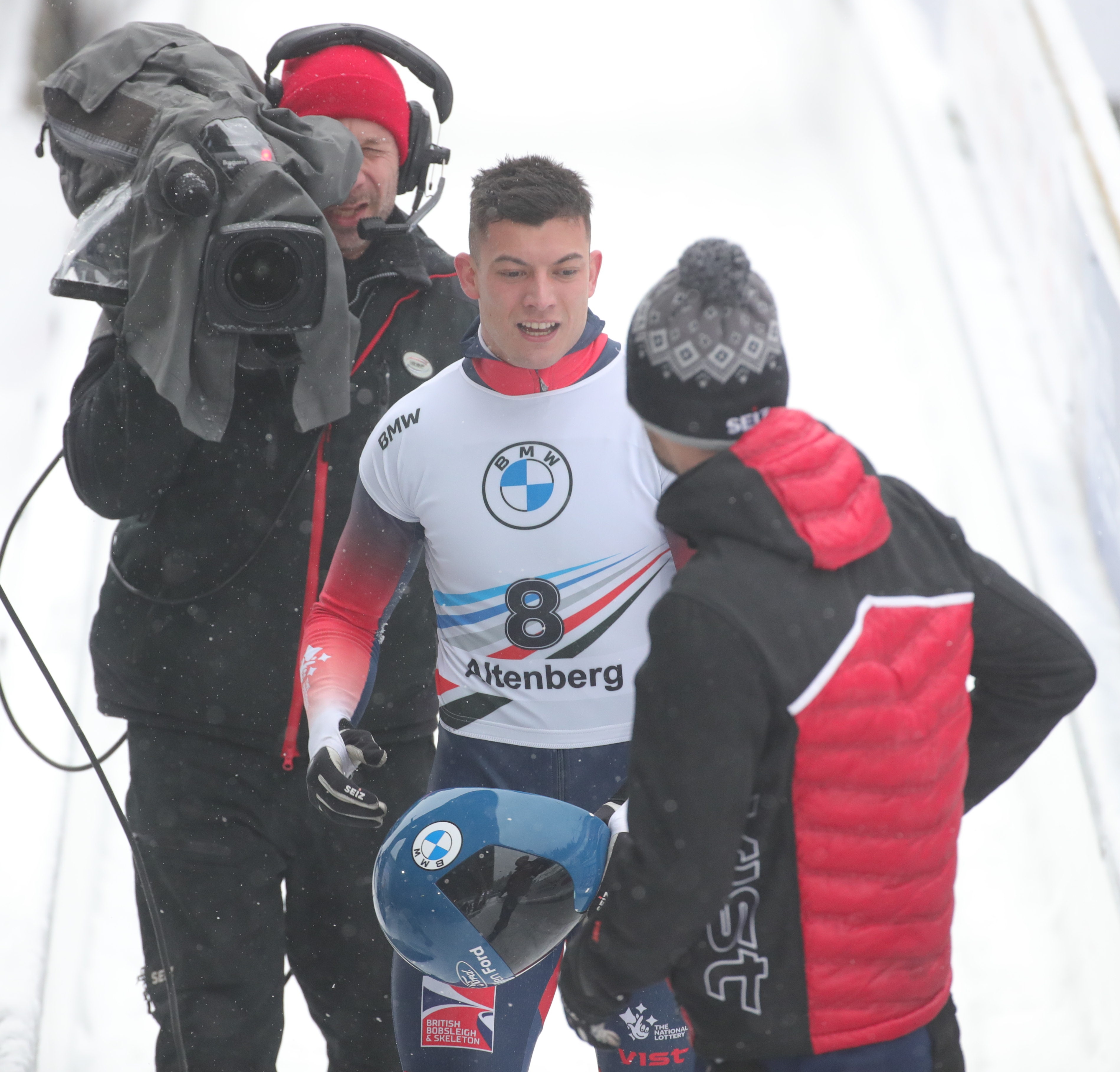 Sensacja w Cortinie! Matt Weston Złoty w Skeletonie – Wielka Brytania Po 34 Lata Czekała na Ten Moment!