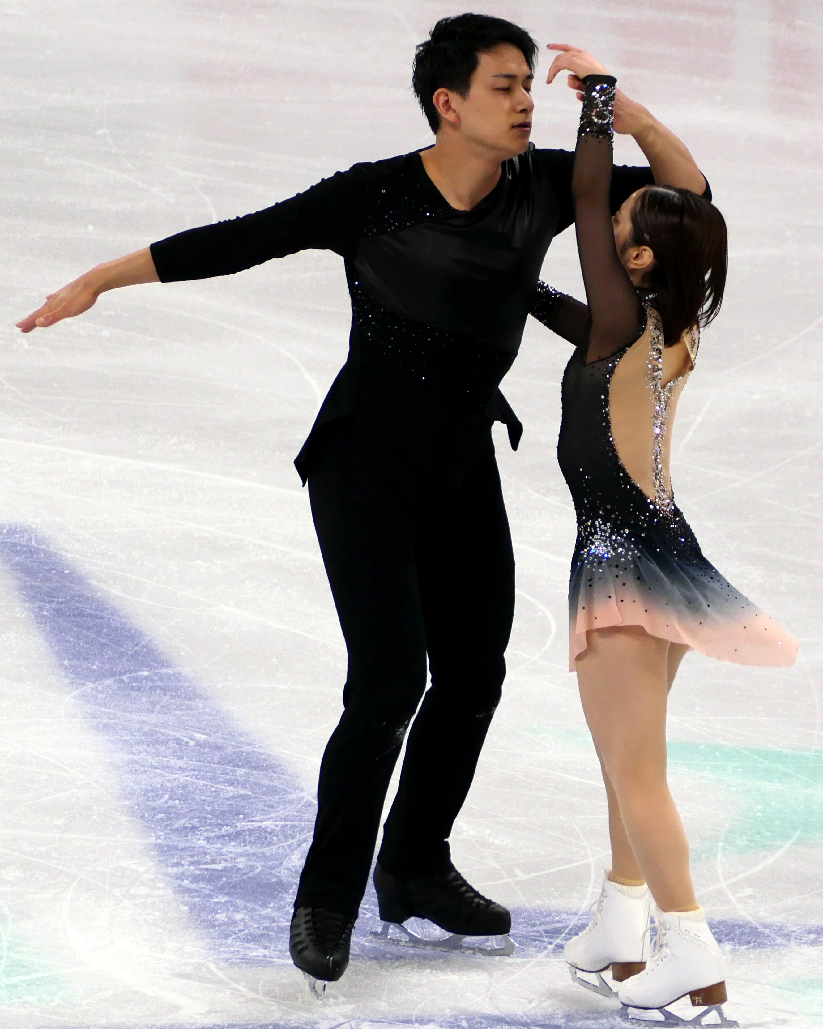 Japońska Sensacja na Lodzie: Miura i Kihara Złotymi Medalistami Zimowych Igrzysk Olimpijskich 2026